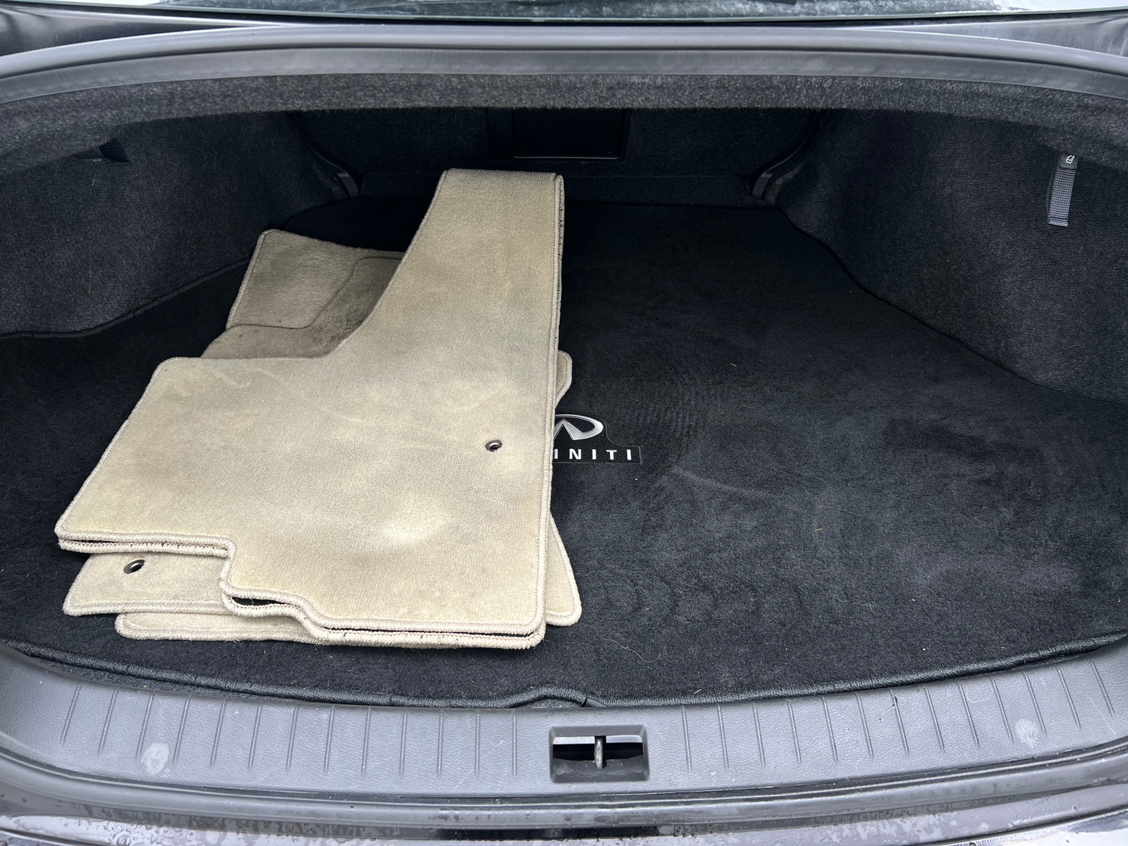 Thumbnail: 2015 INFINITI Q50 - 6