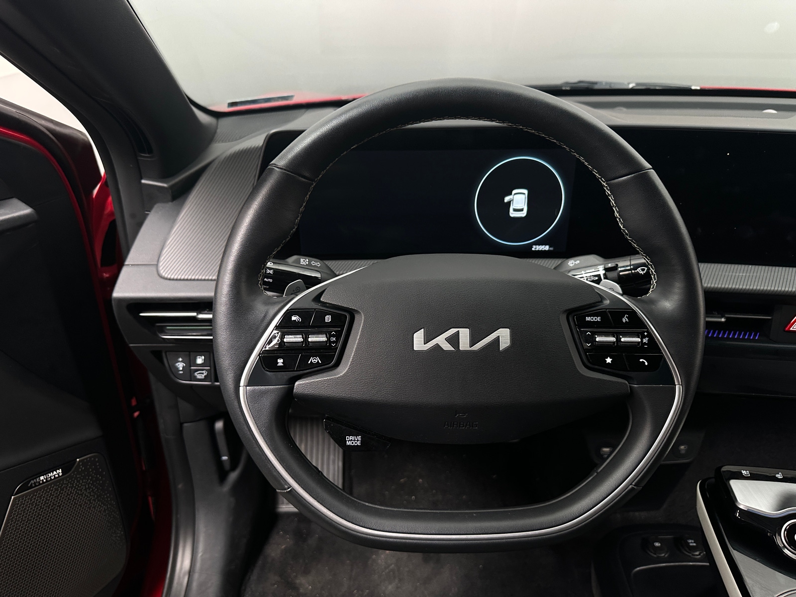 Thumbnail: 2023 Kia EV6 - 4