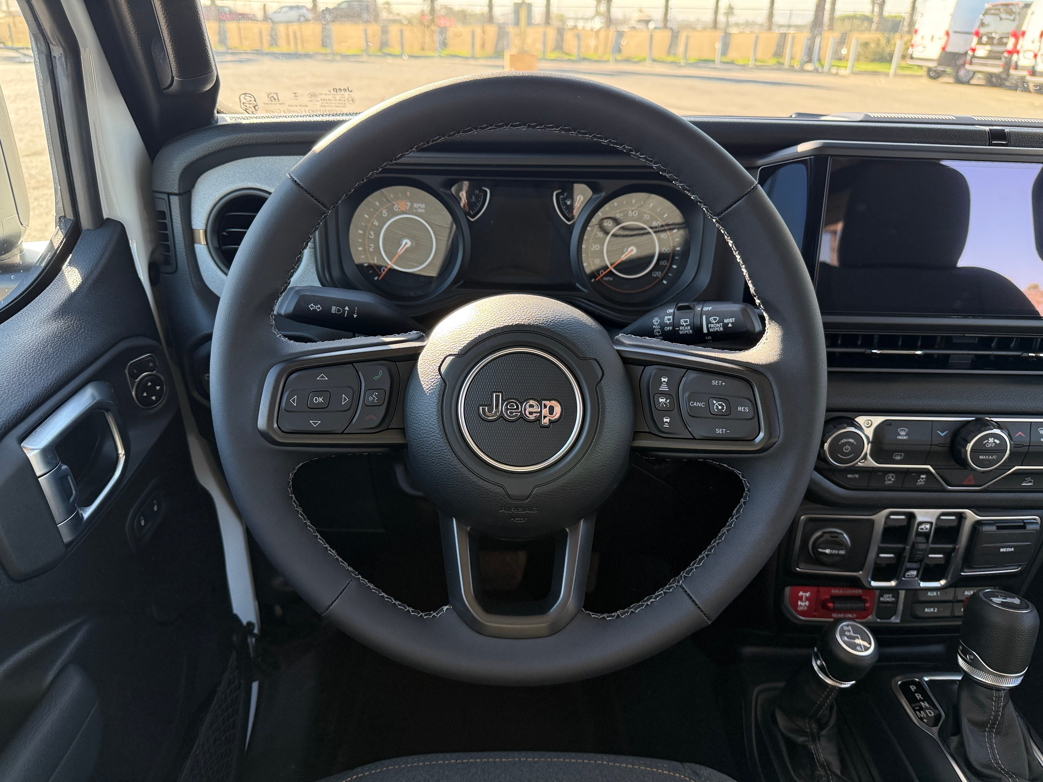 2026 Jeep Wrangler 4-Door Willys - Photo 9