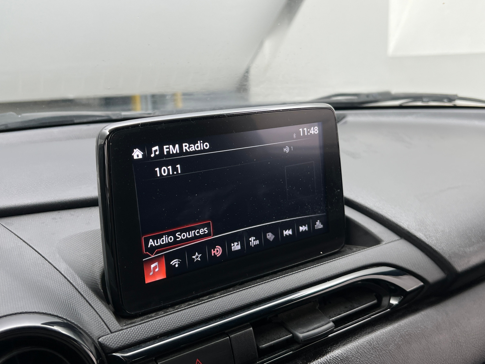 Thumbnail: 2019 Mazda MX-5 Miata - 4