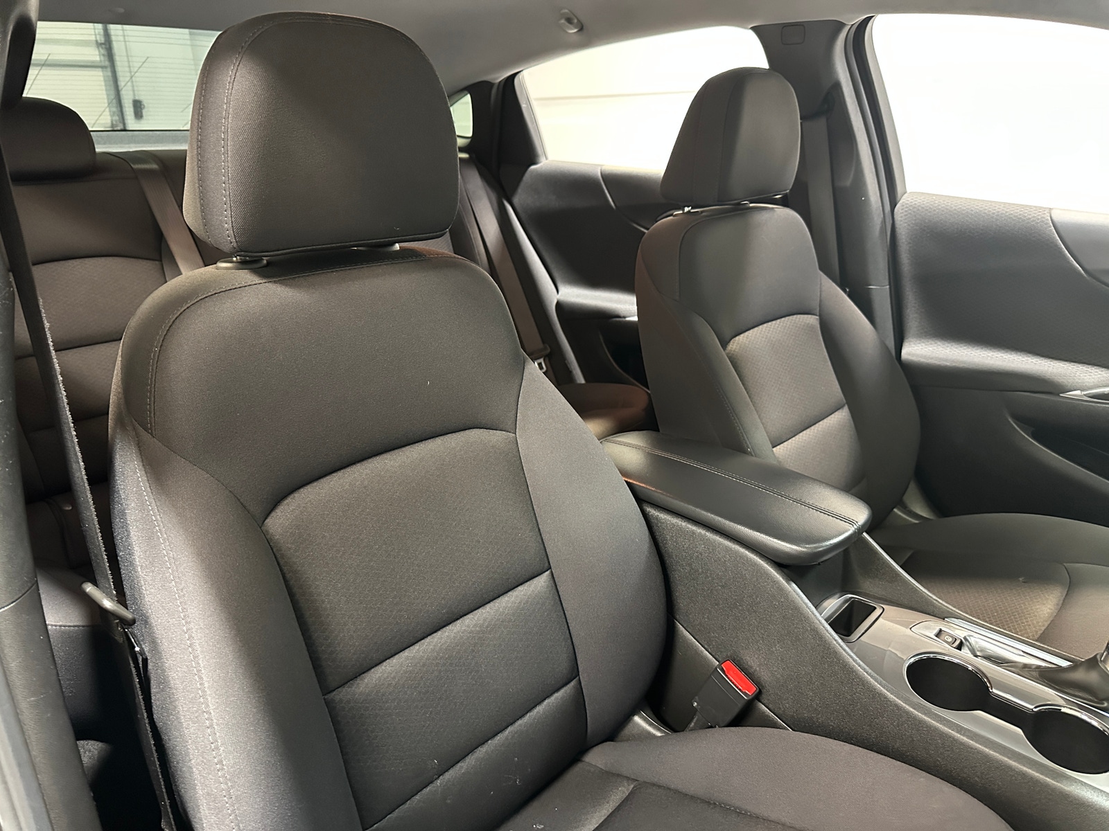 Thumbnail: 2022 Chevrolet Malibu - 2