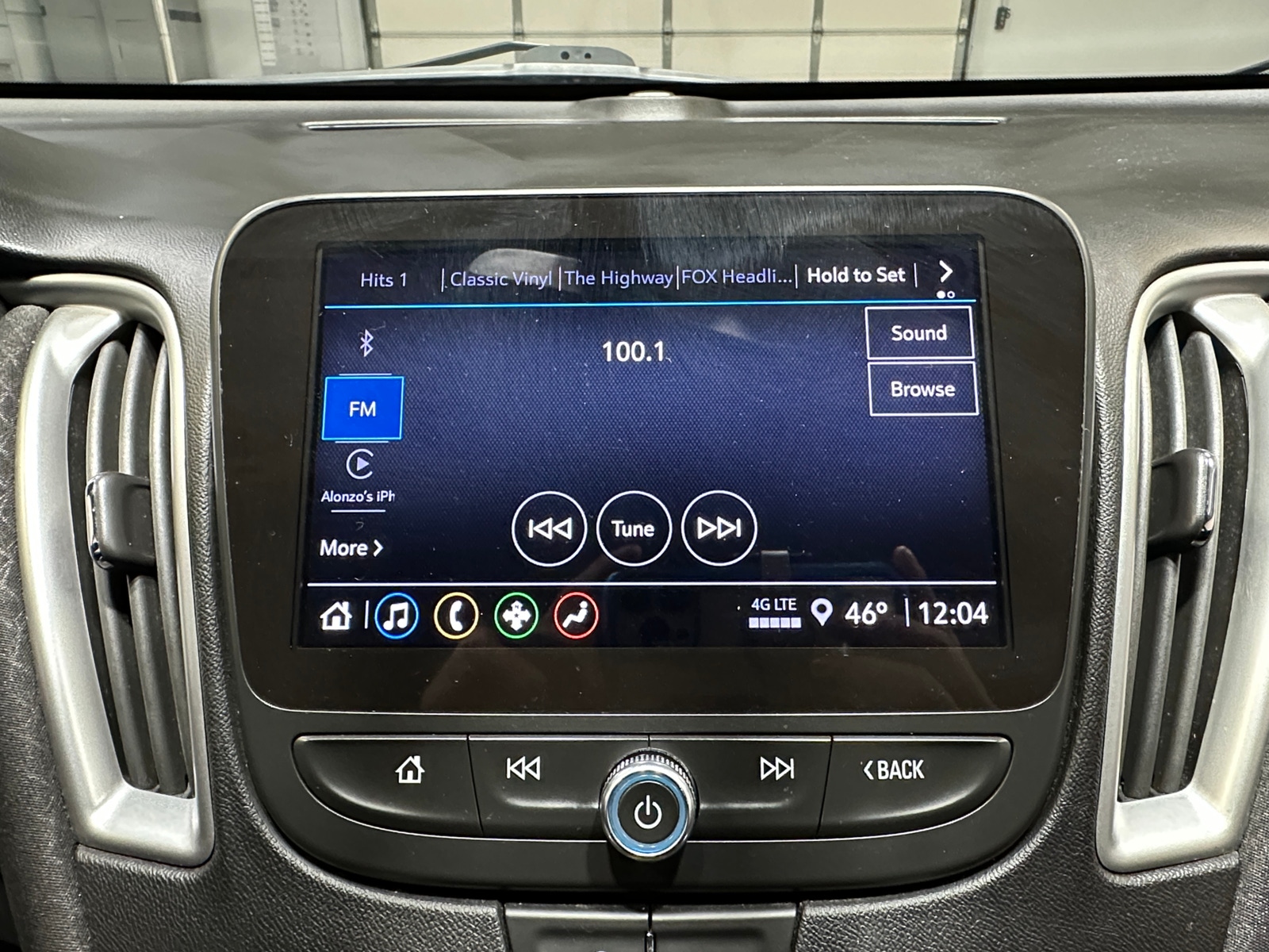 Thumbnail: 2022 Chevrolet Malibu - 4