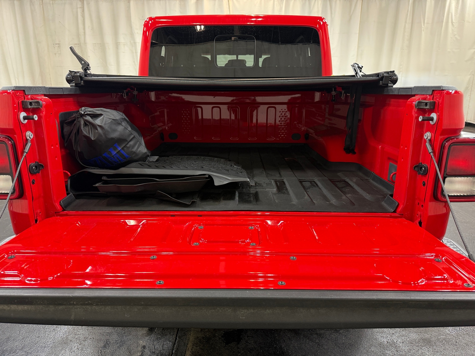 Thumbnail: 2025 Jeep Gladiator - 7