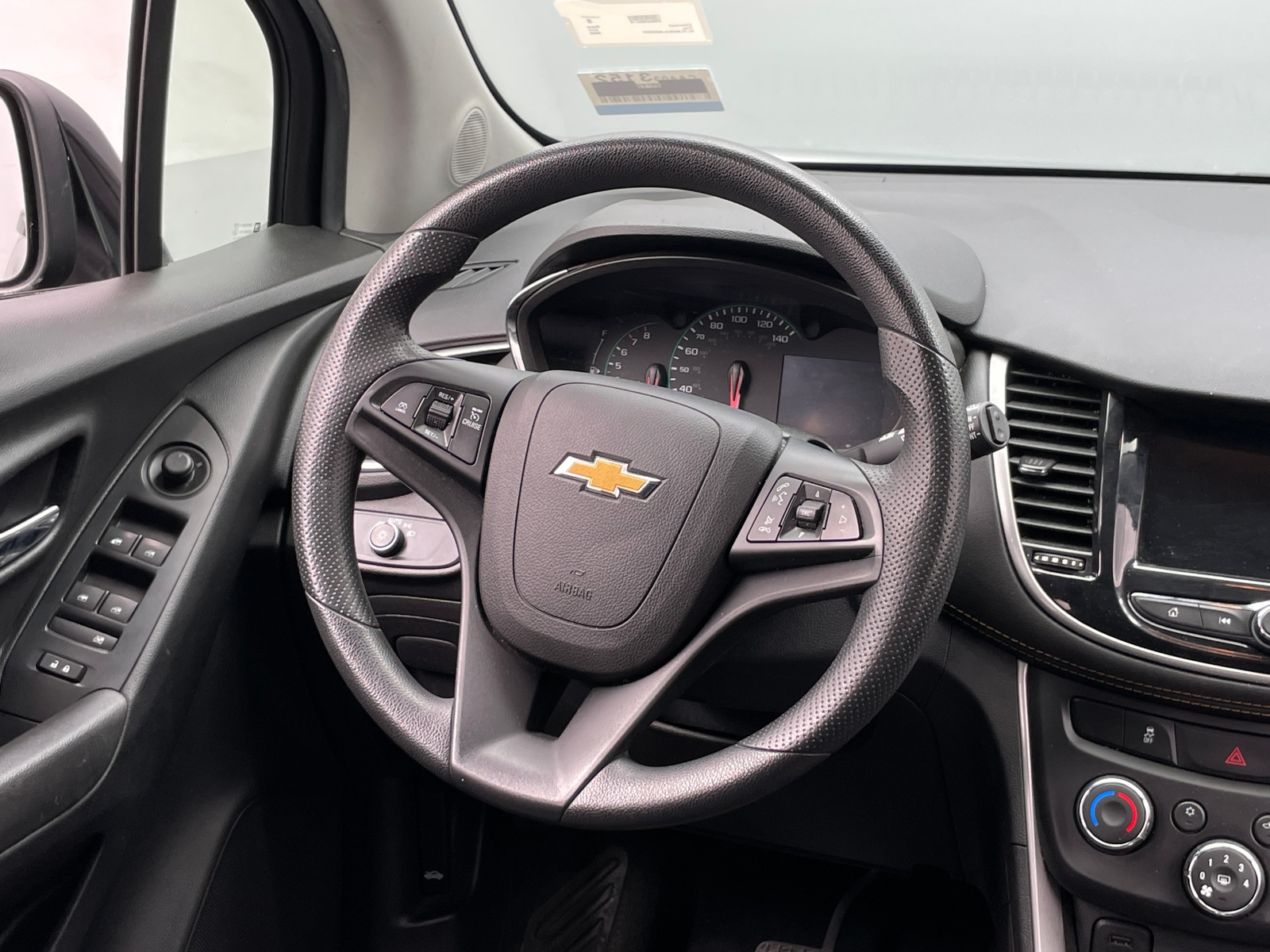 Thumbnail: 2020 Chevrolet Trax - 5