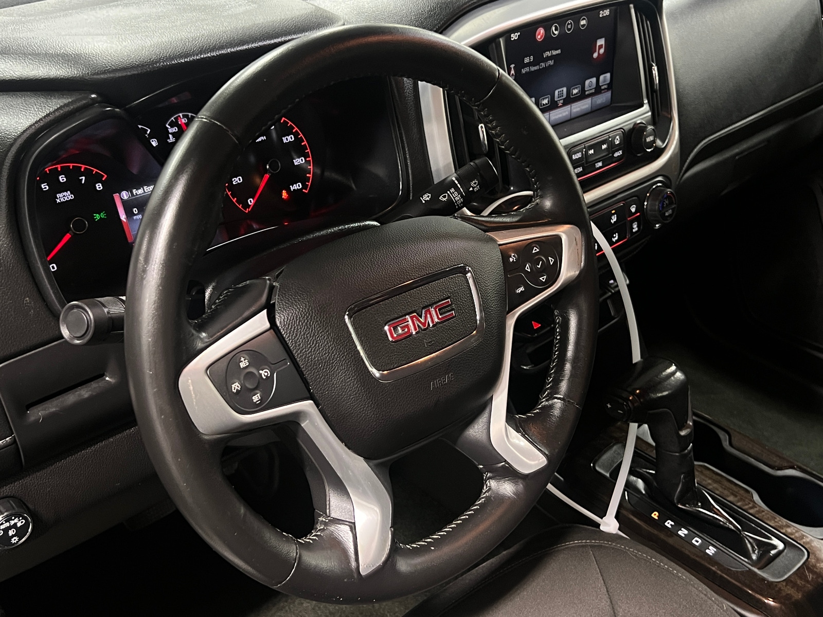 Thumbnail: 2016 GMC Canyon - 5