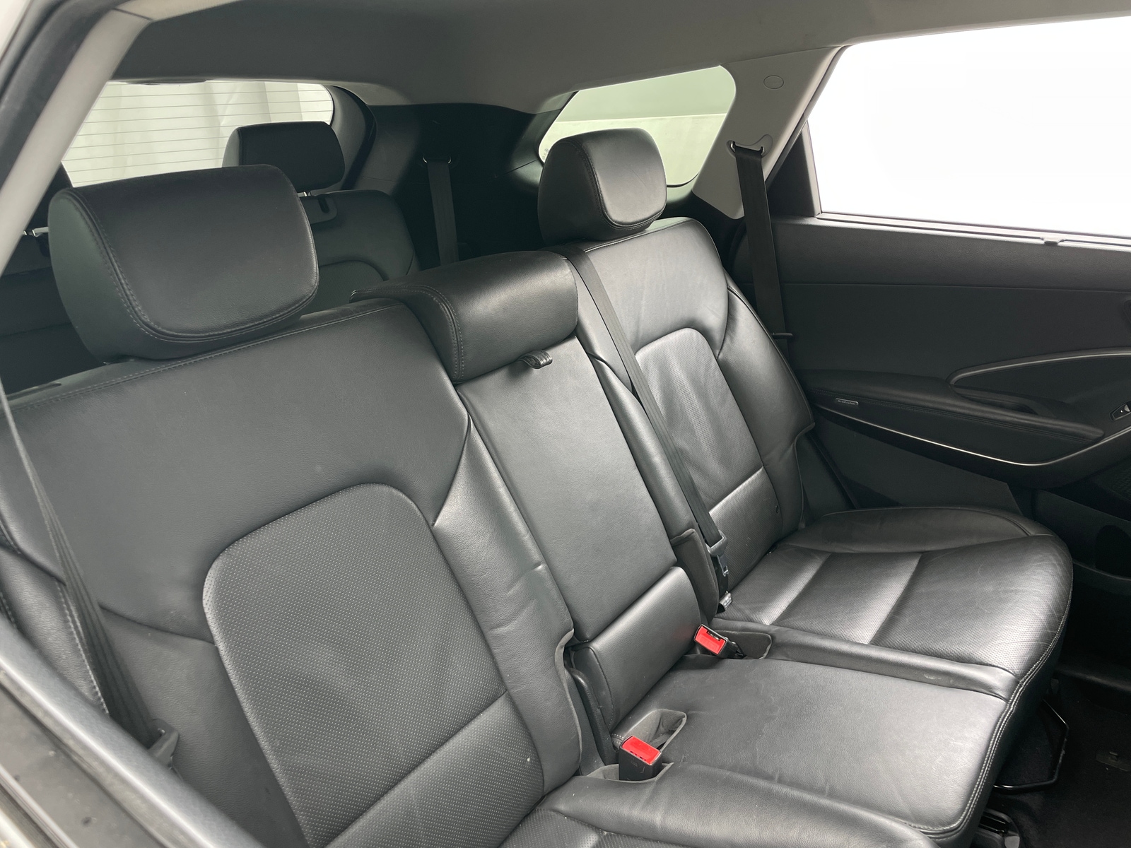 Thumbnail: 2017 Hyundai Santa Fe - 5