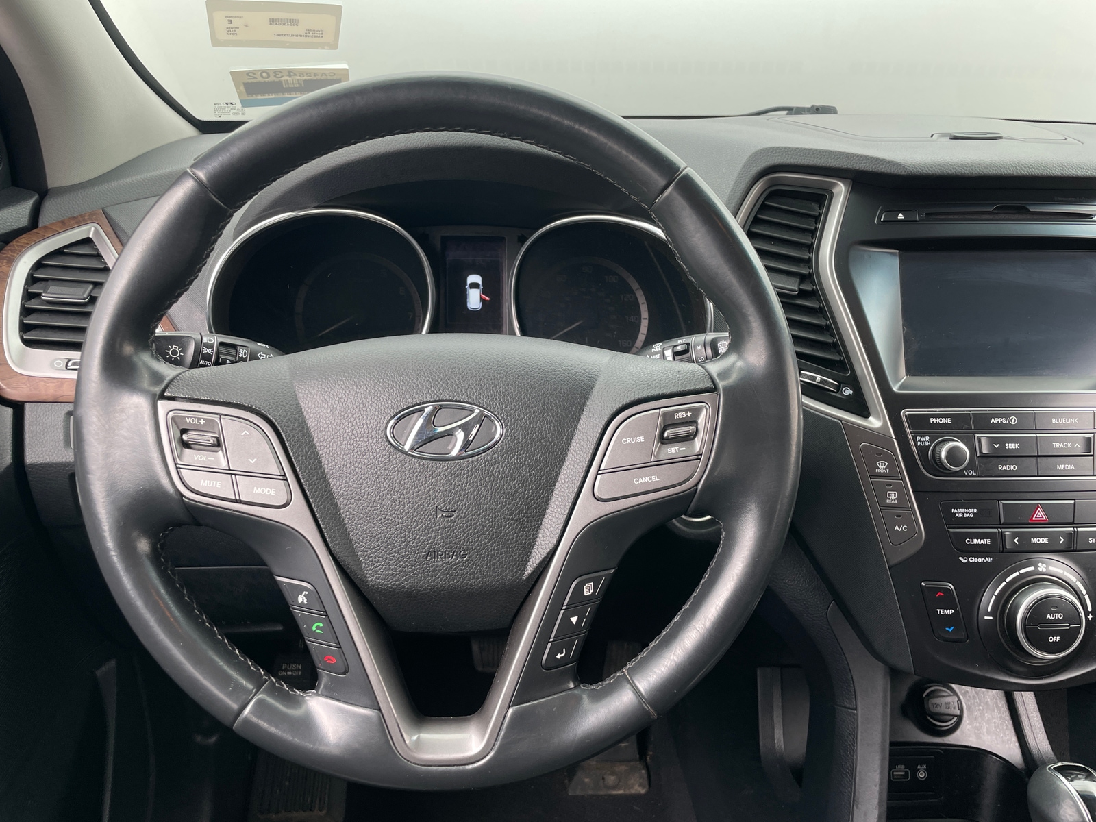 Thumbnail: 2017 Hyundai Santa Fe - 4