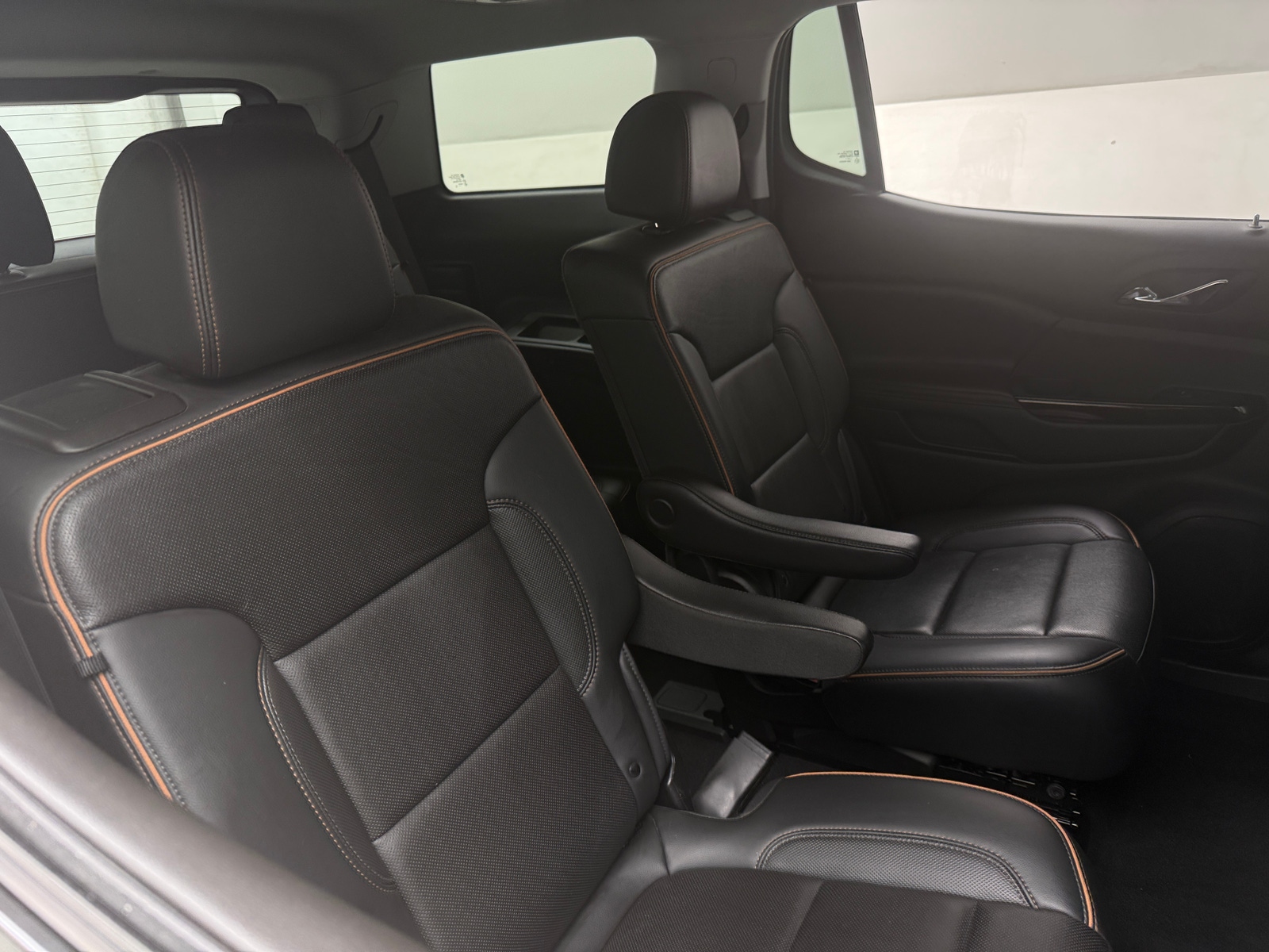 Thumbnail: 2022 GMC Acadia - 6