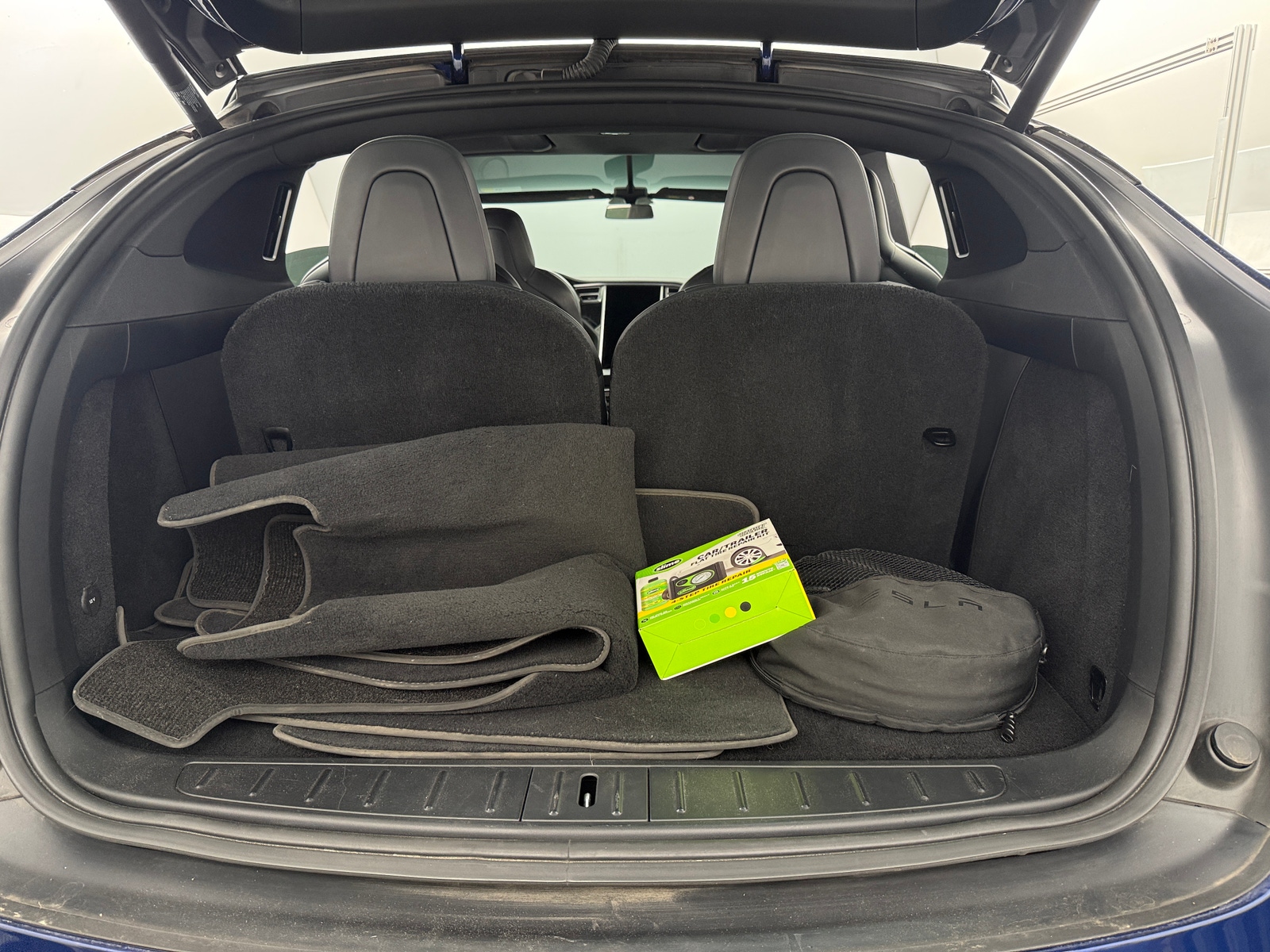 Thumbnail: 2017 Tesla Model X - 6