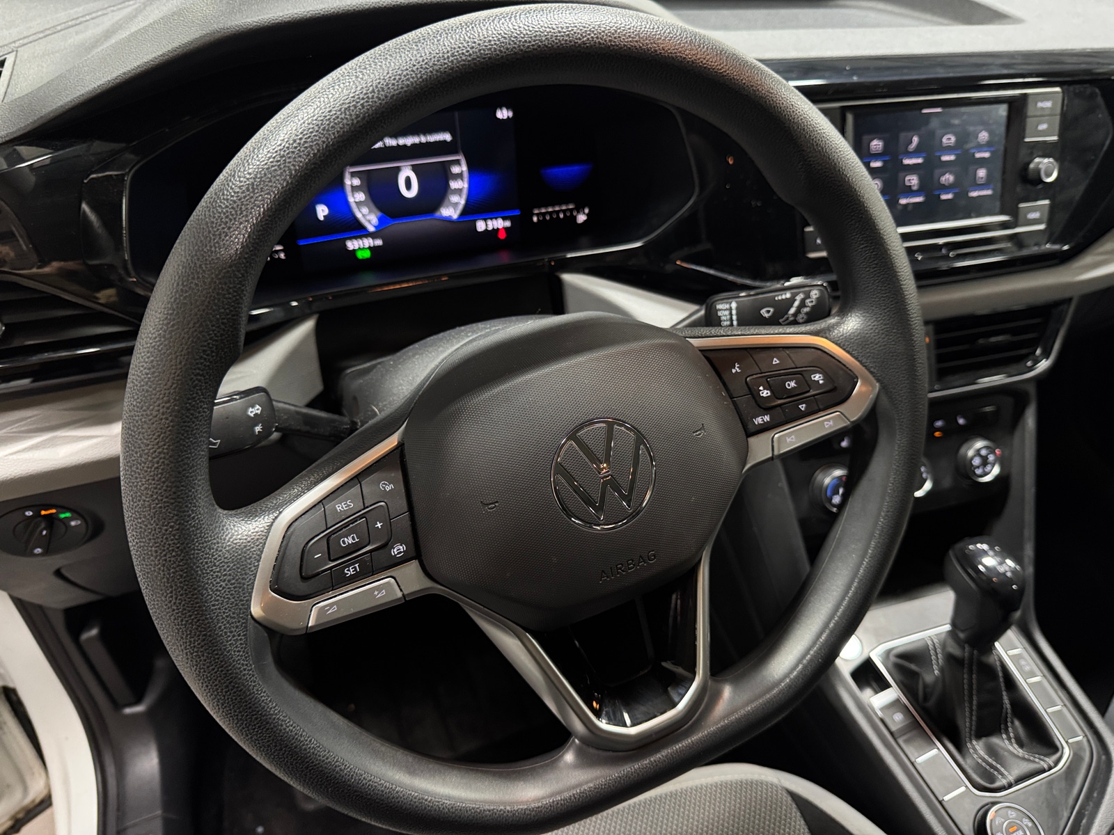 Thumbnail: 2022 Volkswagen Taos - 5