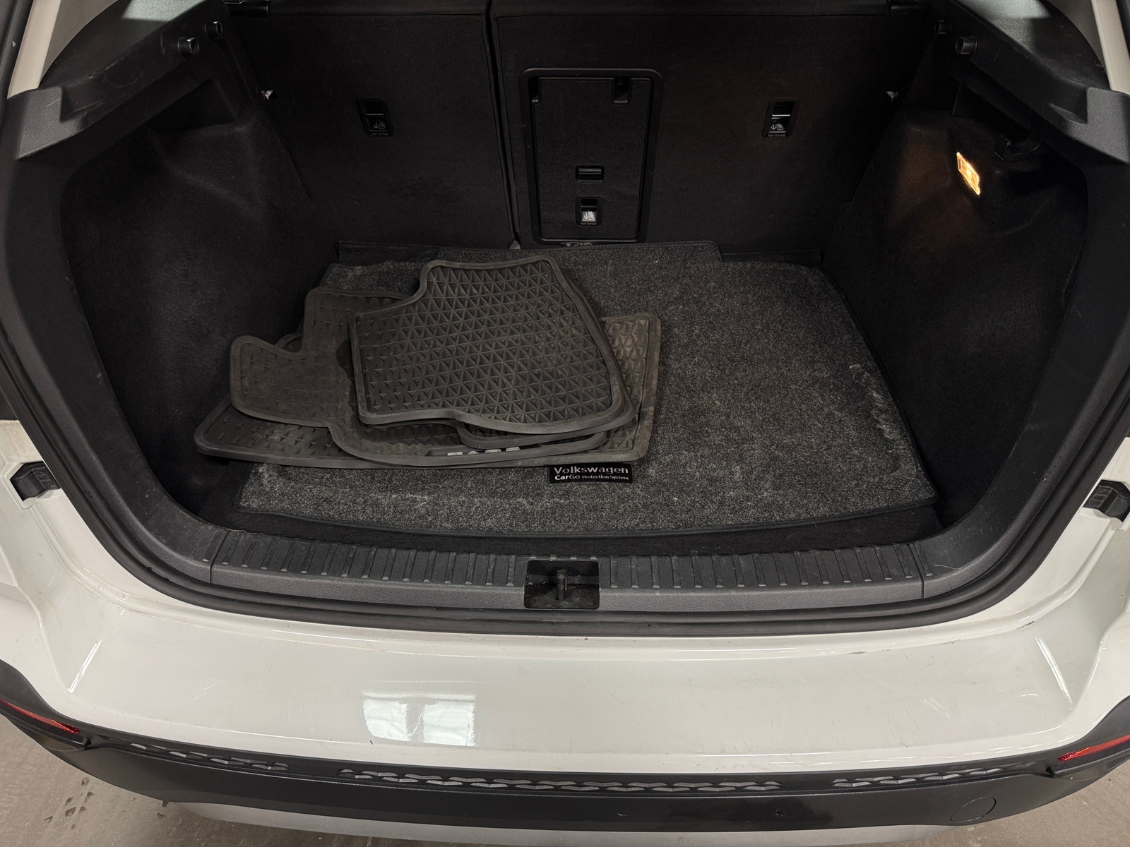 Thumbnail: 2022 Volkswagen Taos - 7