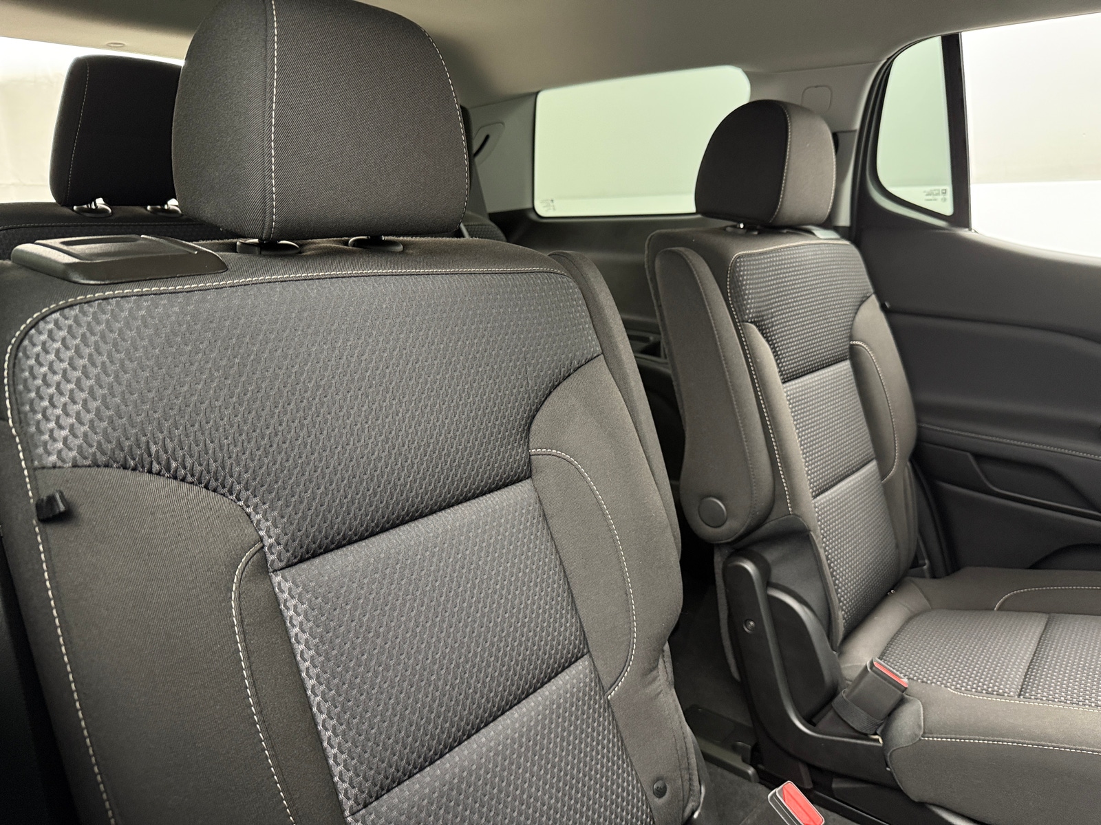 Thumbnail: 2023 GMC Acadia - 6