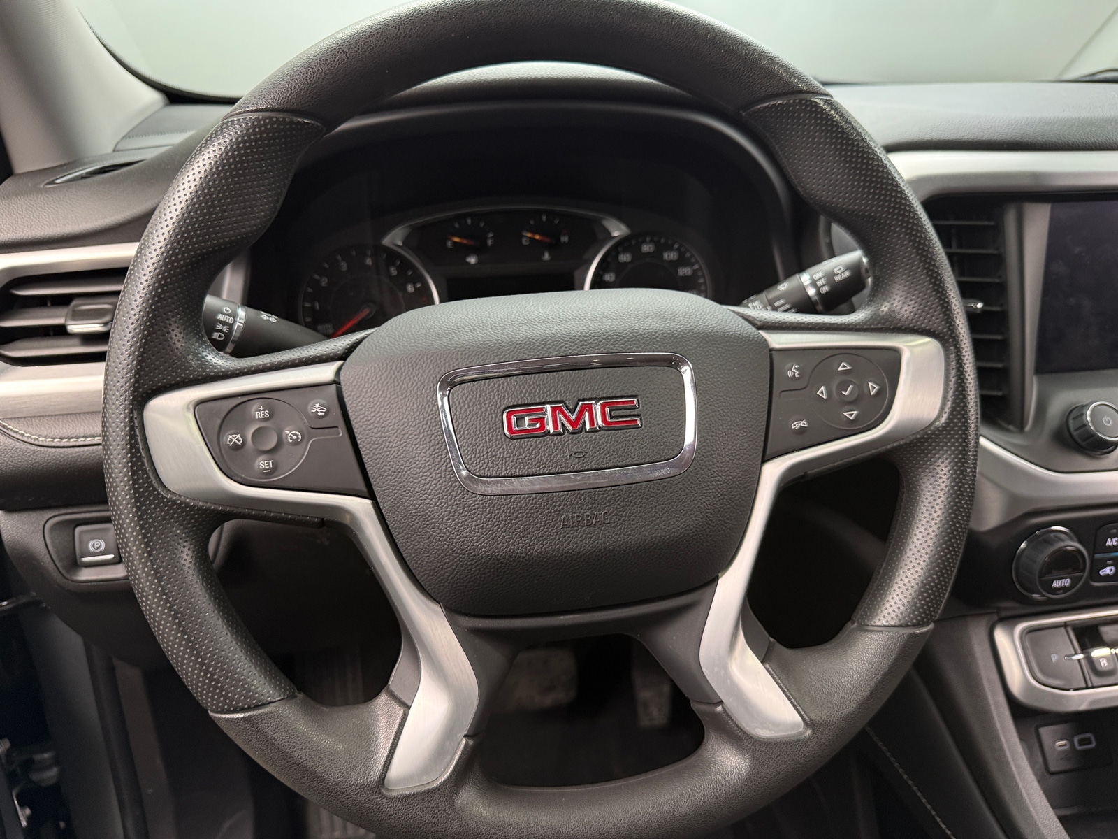 Thumbnail: 2023 GMC Acadia - 5