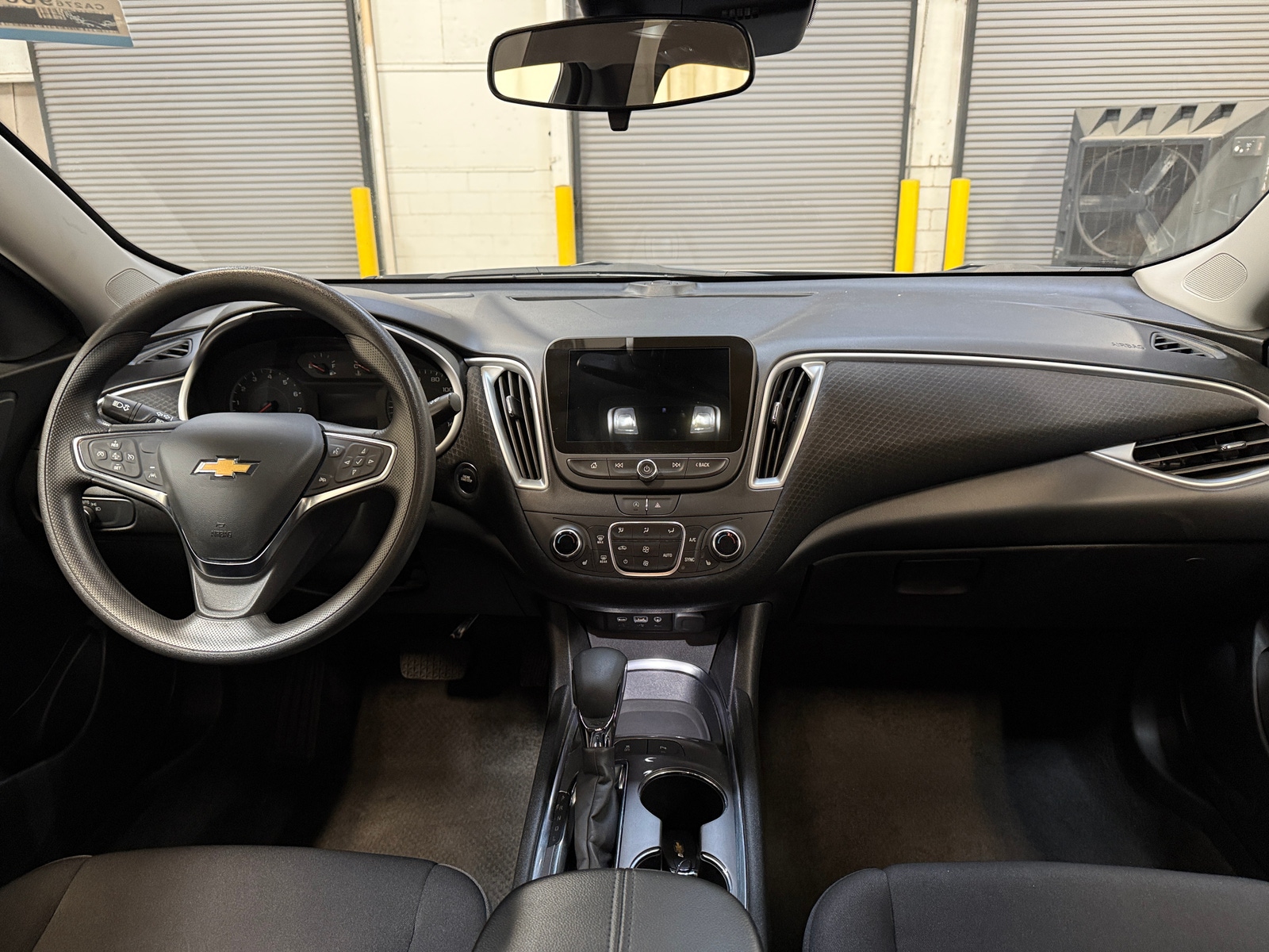 Thumbnail: 2024 Chevrolet Malibu - 3