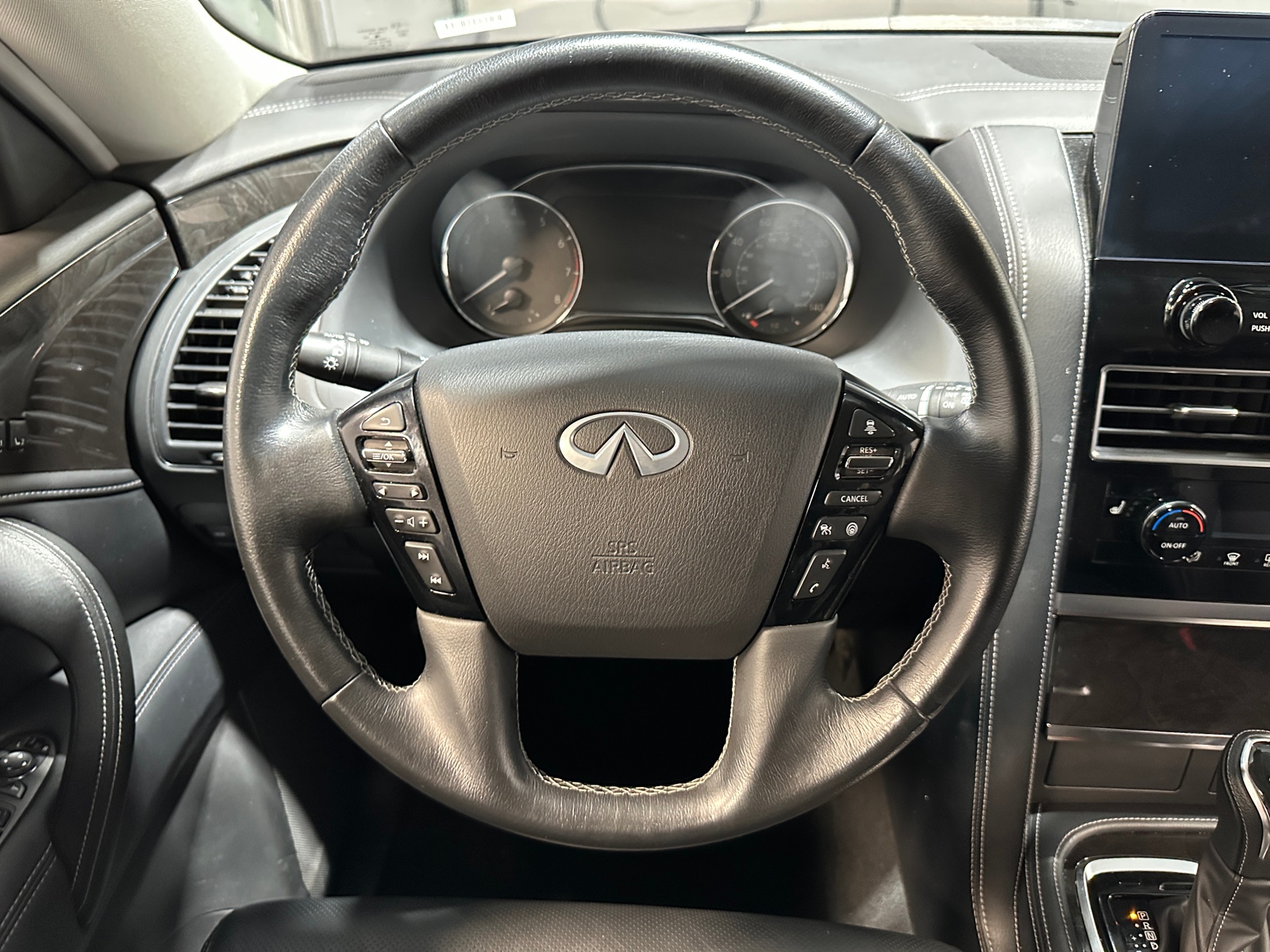 Thumbnail: 2024 INFINITI QX80 - 4