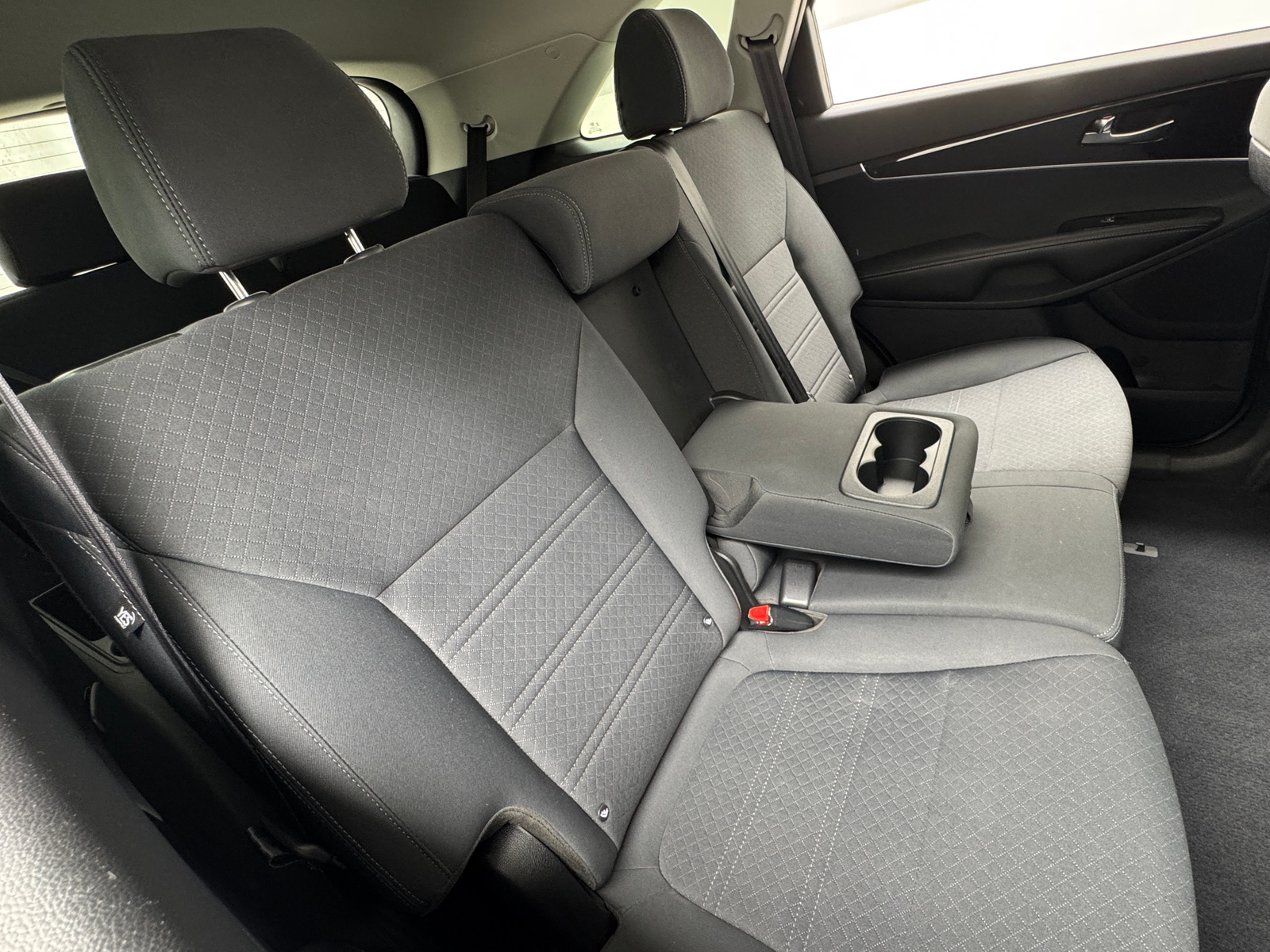 Thumbnail: 2019 Kia Sorento - 6