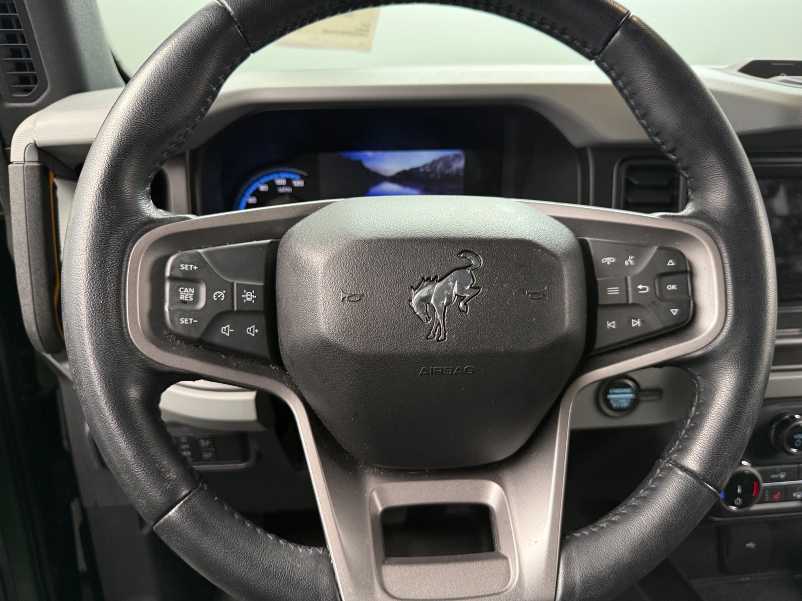 Thumbnail: 2022 Ford Bronco - 4