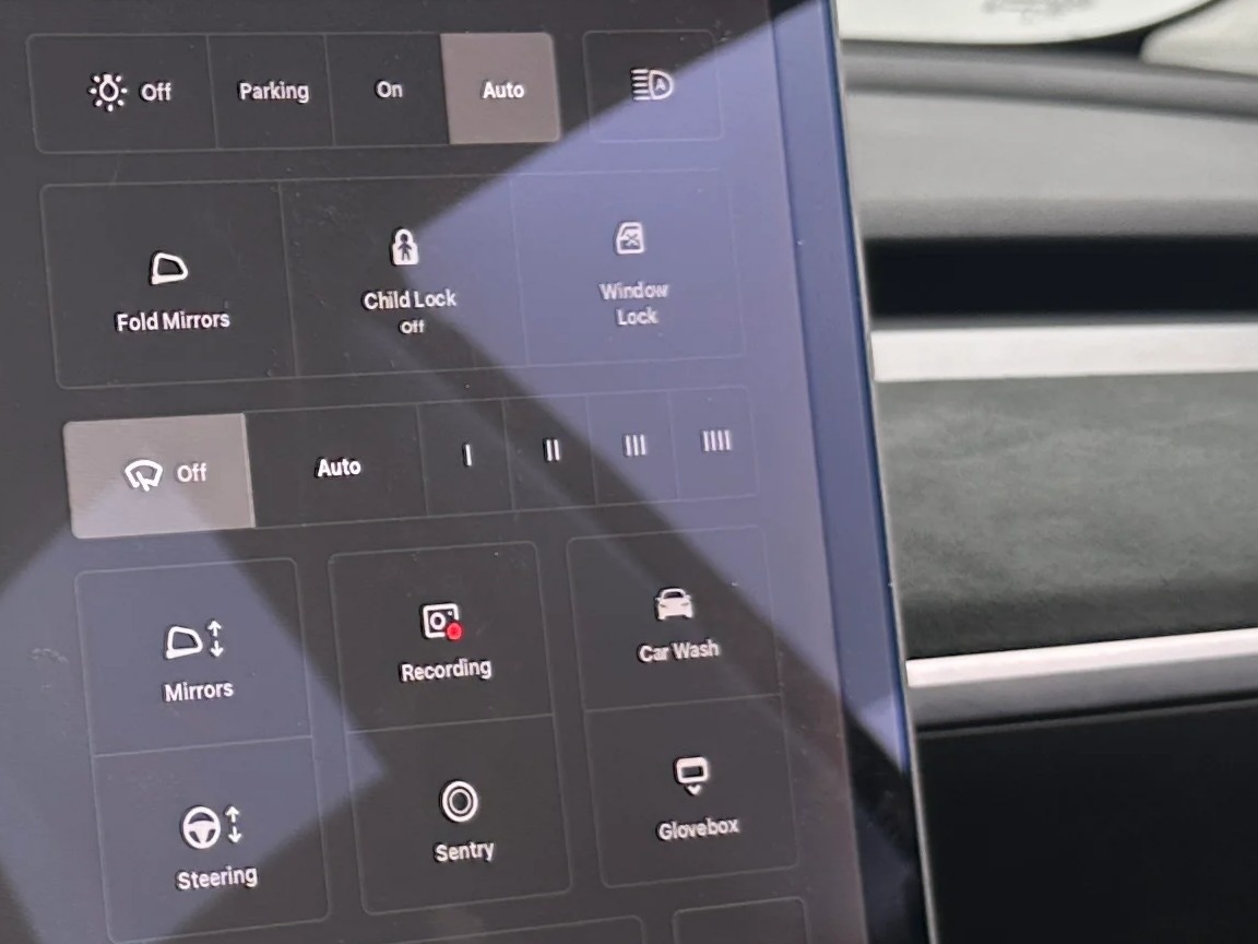 Thumbnail: 2019 Tesla Model 3 - 3