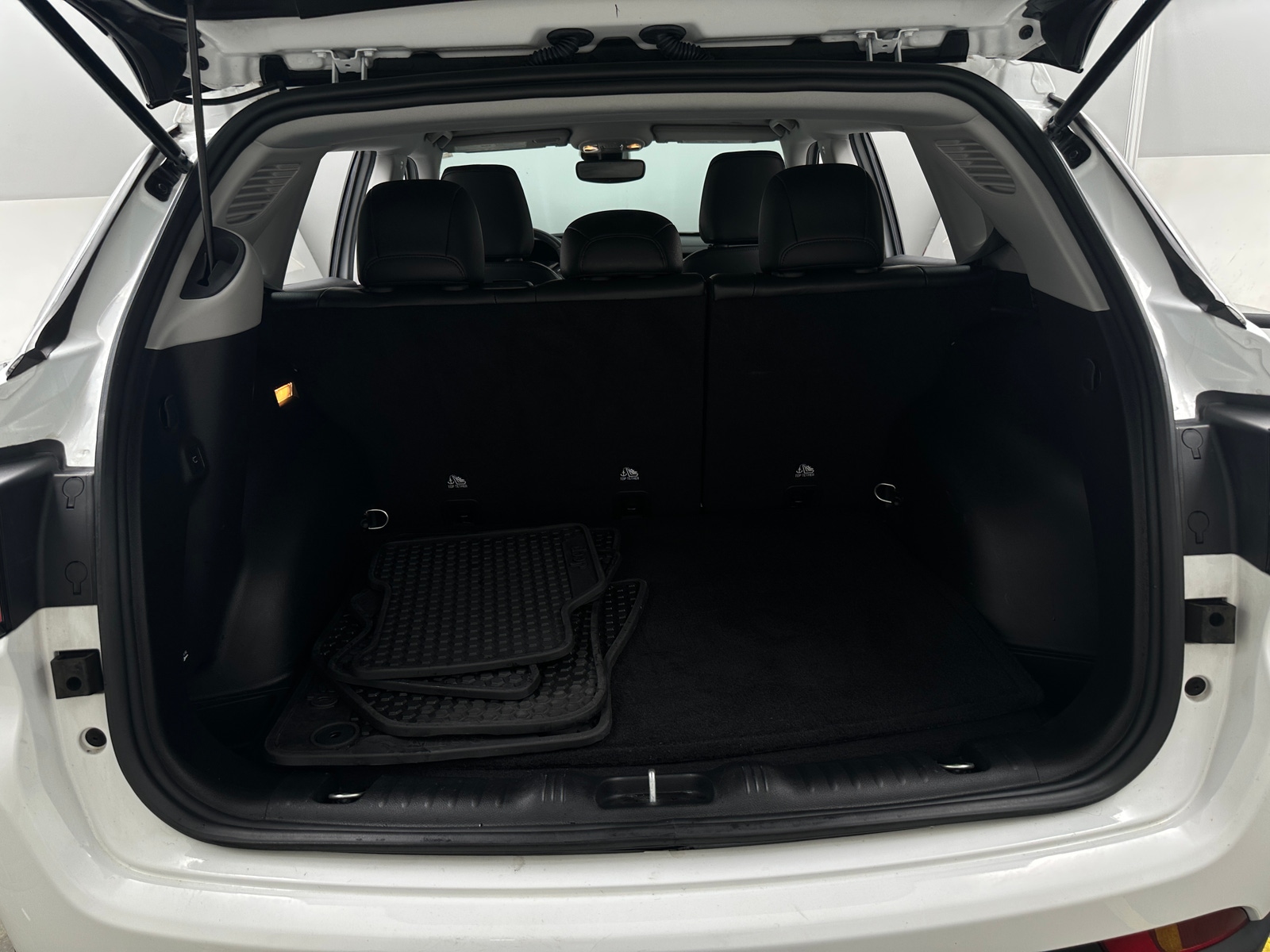 Thumbnail: 2022 Jeep Compass - 7