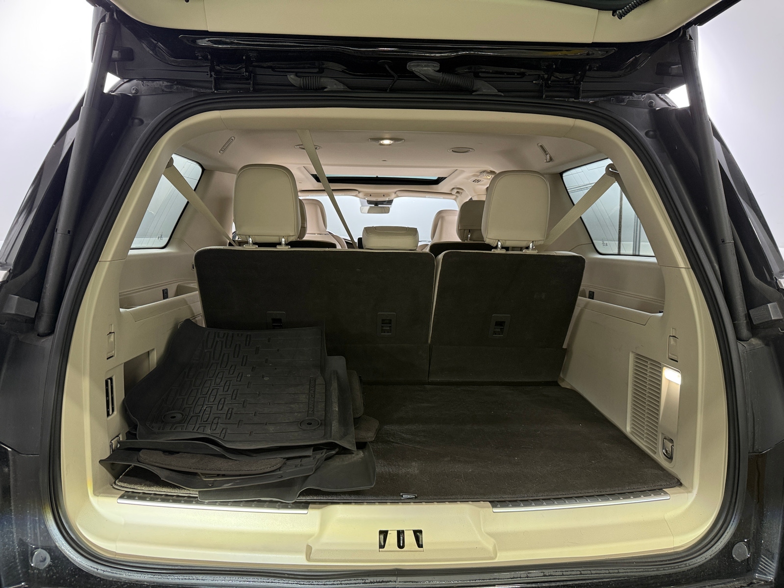 Thumbnail: 2018 Lincoln Navigator L - 6