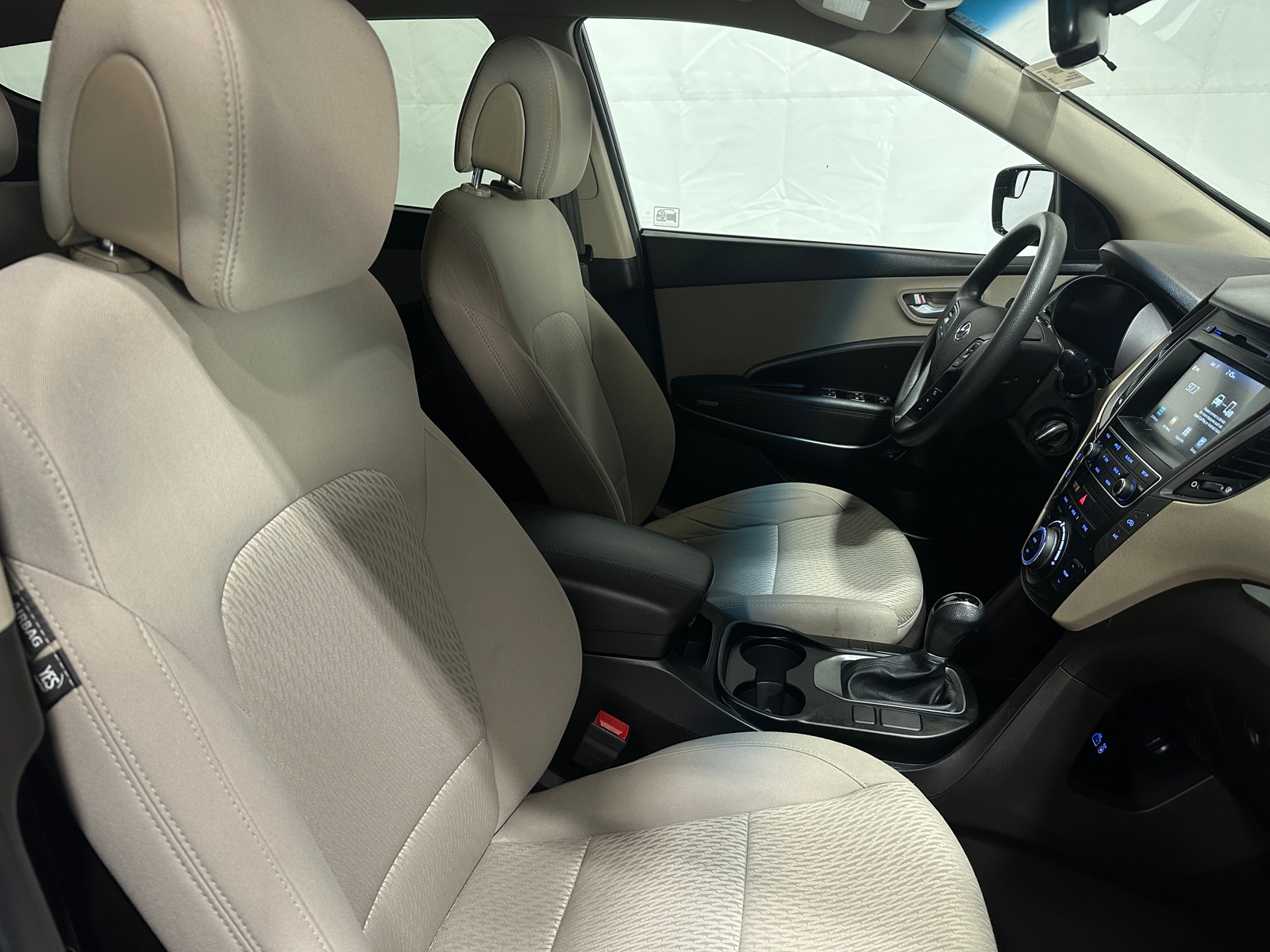 Thumbnail: 2017 Hyundai Santa Fe - 2