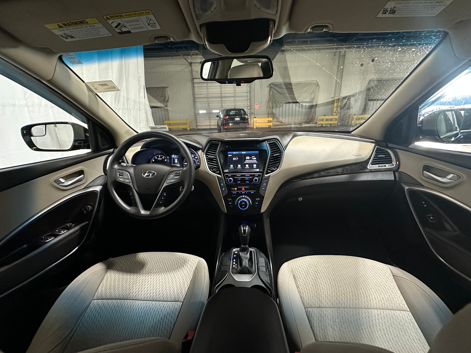 Thumbnail: 2017 Hyundai Santa Fe - 3