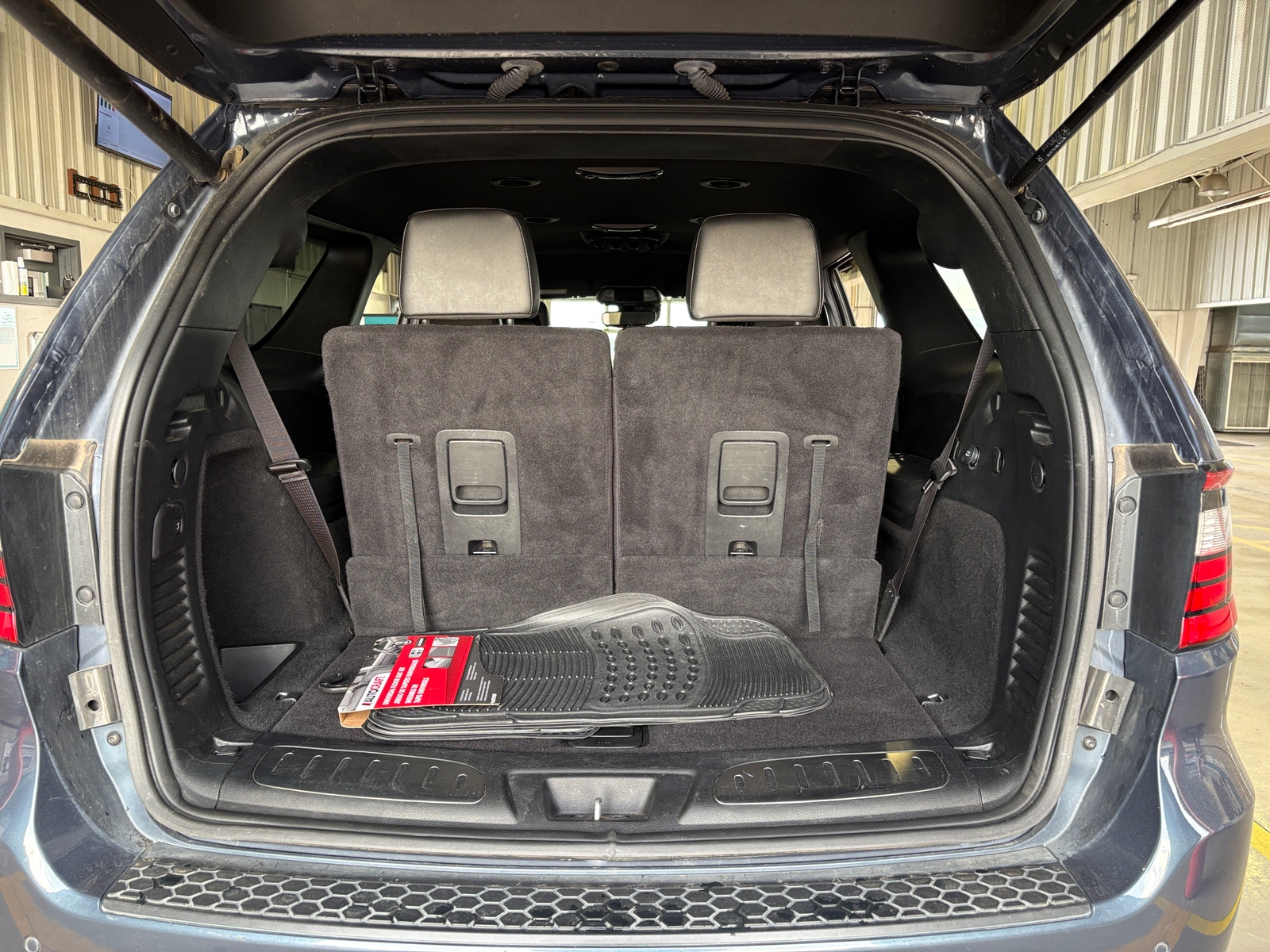 Thumbnail: 2019 Dodge Durango - 6