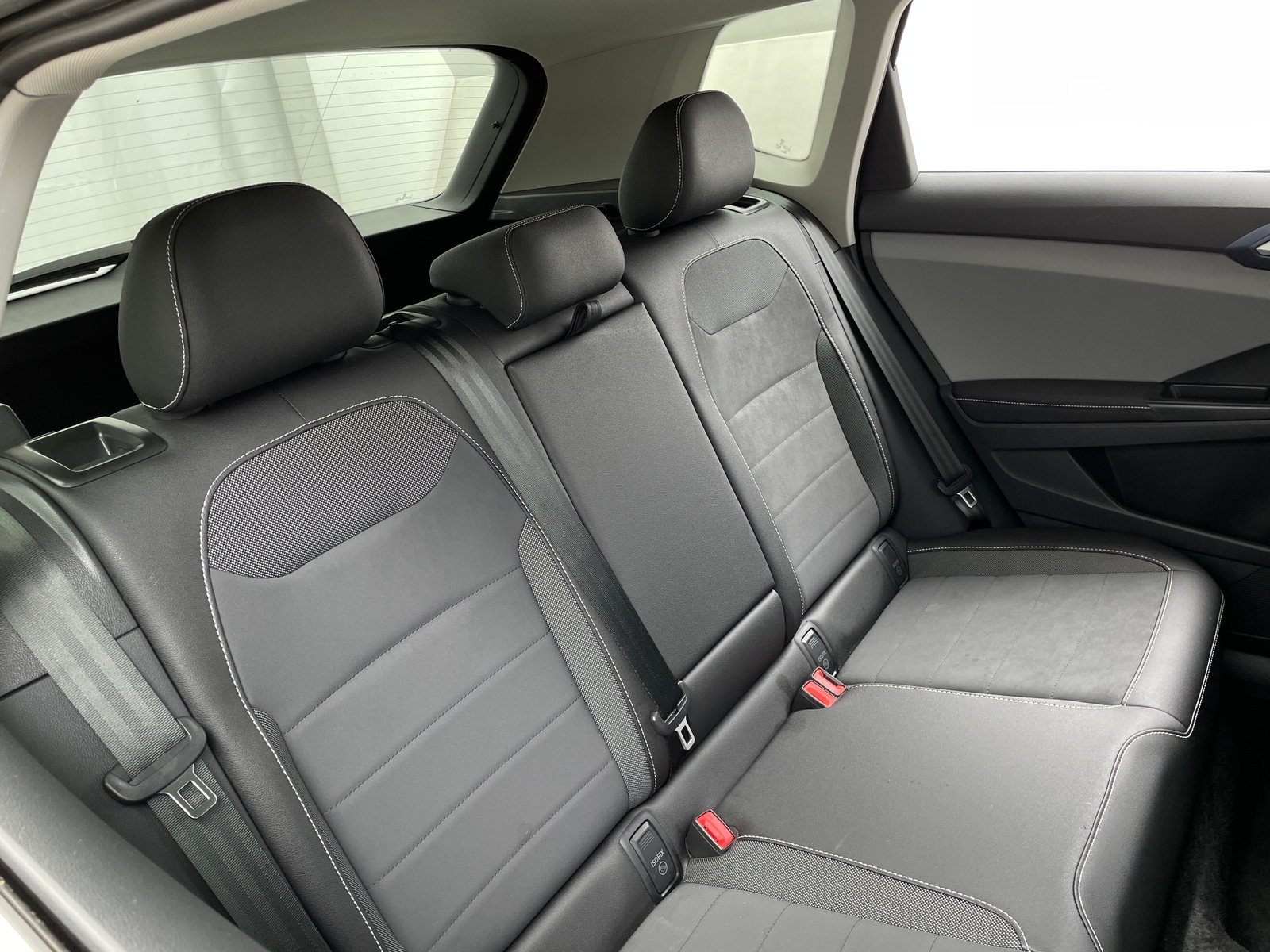 Thumbnail: 2024 Volkswagen Taos - 6