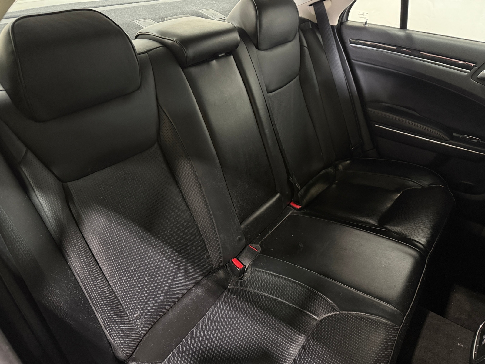 Thumbnail: 2016 Chrysler 300 - 5