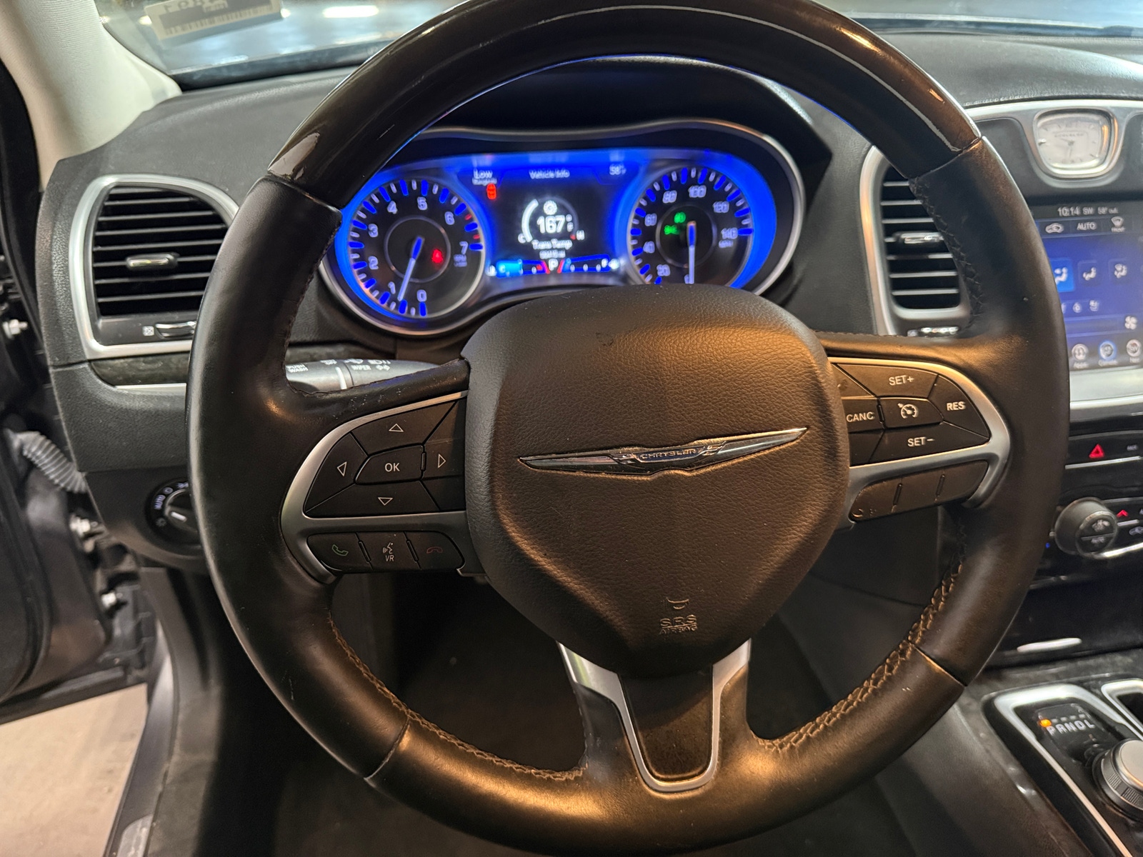 Thumbnail: 2016 Chrysler 300 - 4