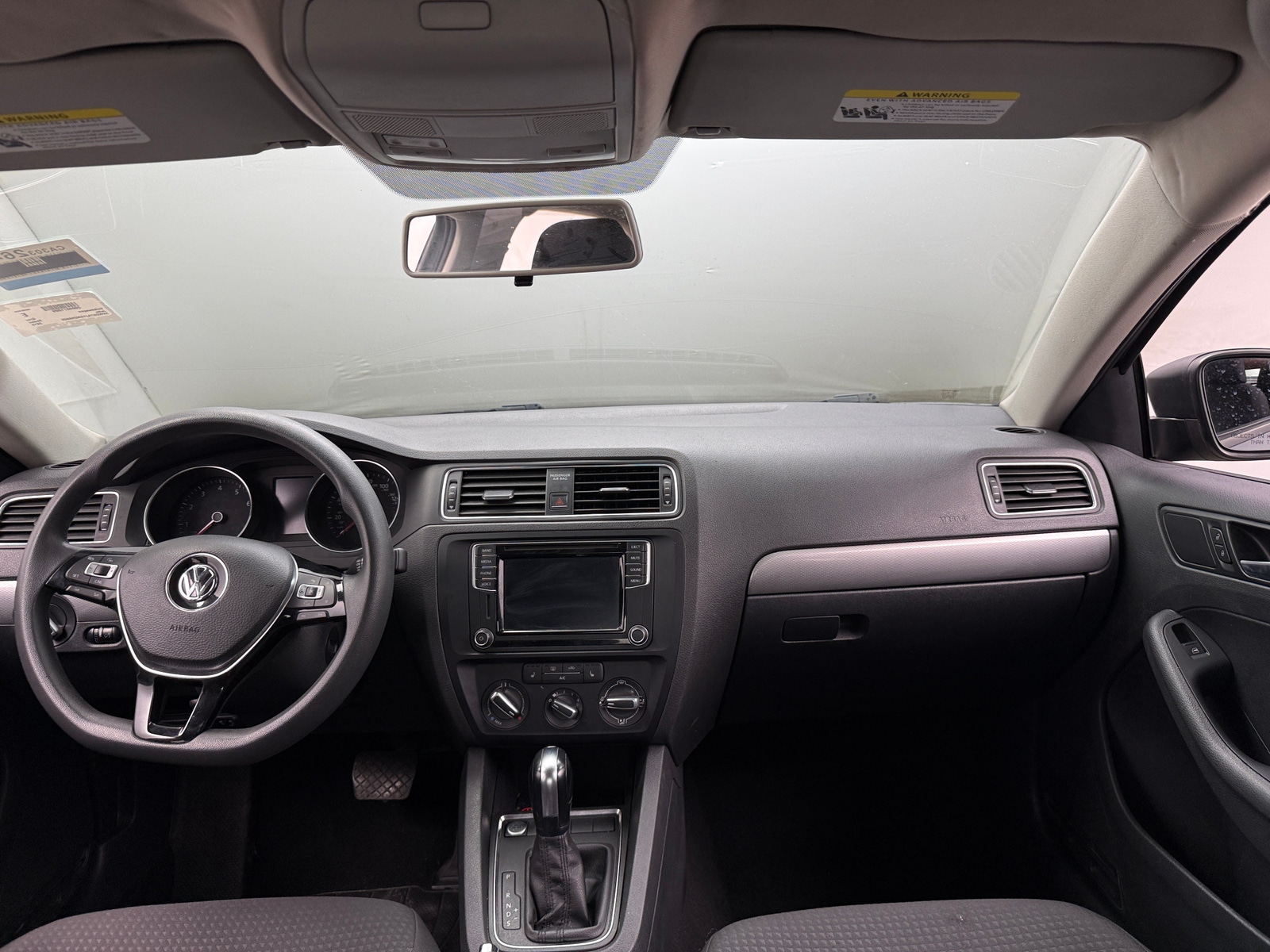 Thumbnail: 2016 Volkswagen Jetta - 3