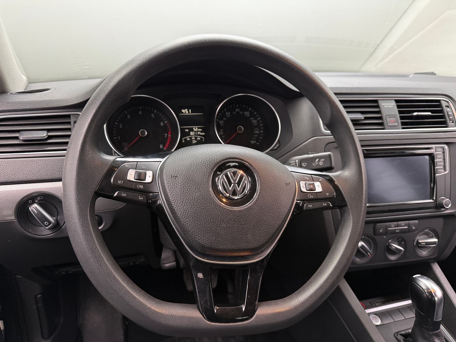 Thumbnail: 2016 Volkswagen Jetta - 5