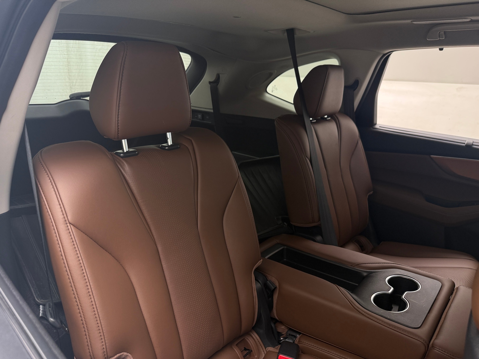 Thumbnail: 2025 Acura MDX - 5