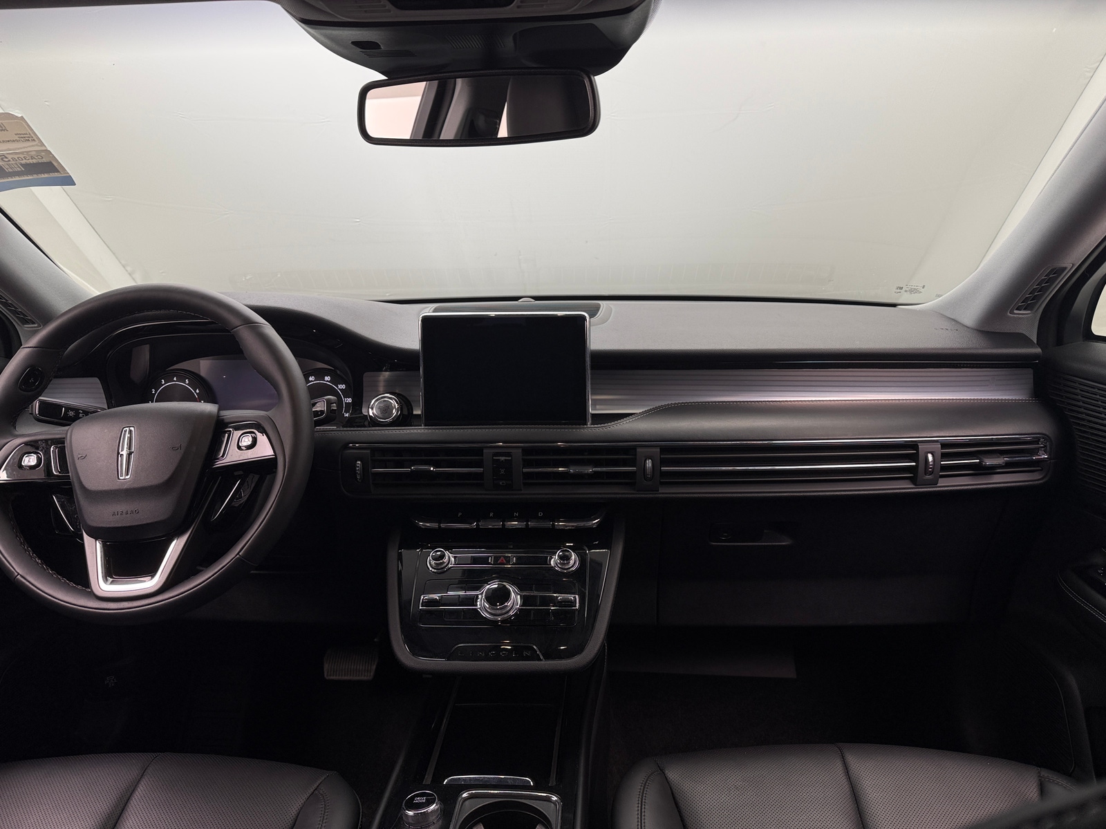 Thumbnail: 2022 Lincoln Corsair - 2