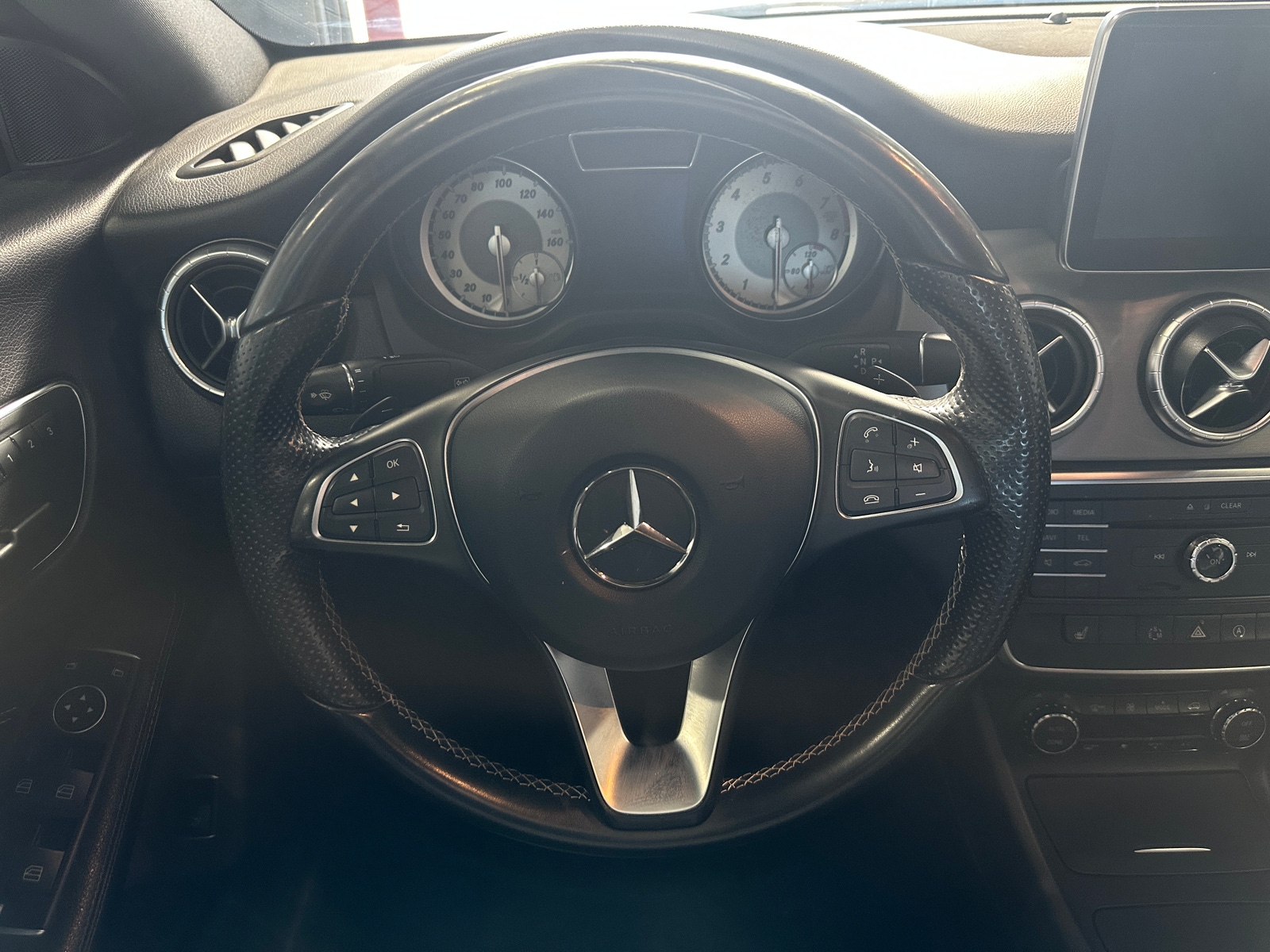 Thumbnail: 2015 Mercedes-Benz CLA - 4