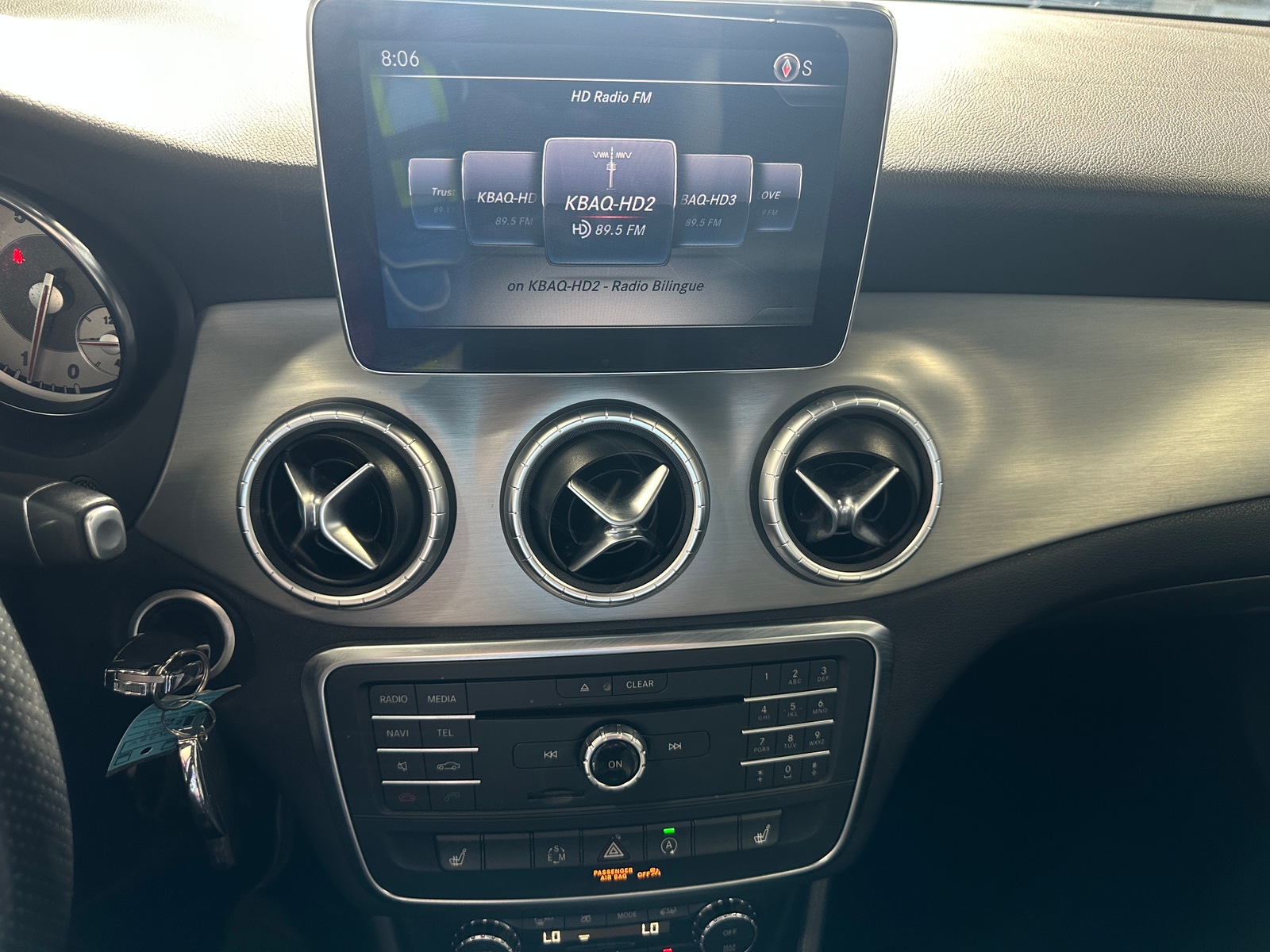 Thumbnail: 2015 Mercedes-Benz CLA - 3