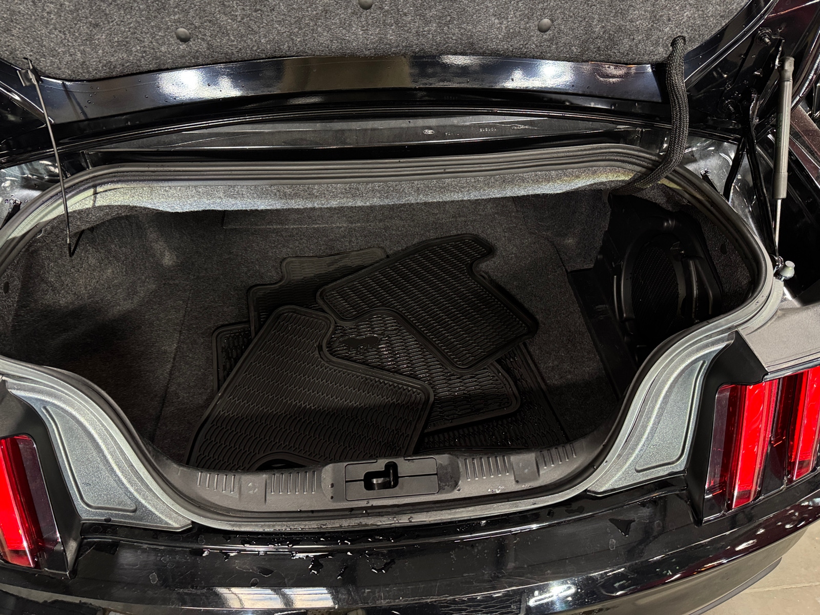 Thumbnail: 2016 Ford Mustang - 6