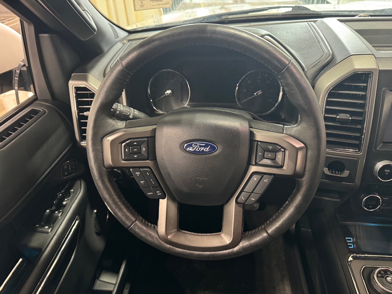 Thumbnail: 2018 Ford Expedition MAX - 4