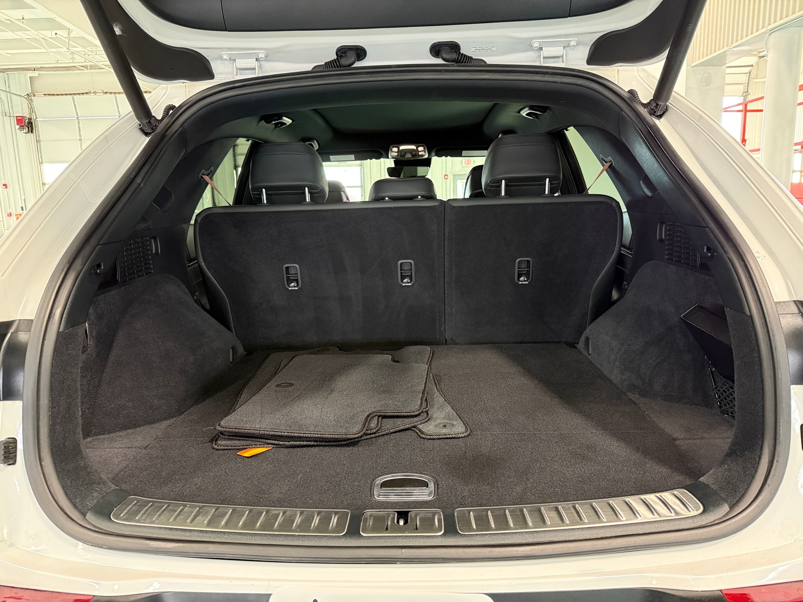 Thumbnail: 2023 Genesis GV70 - 6