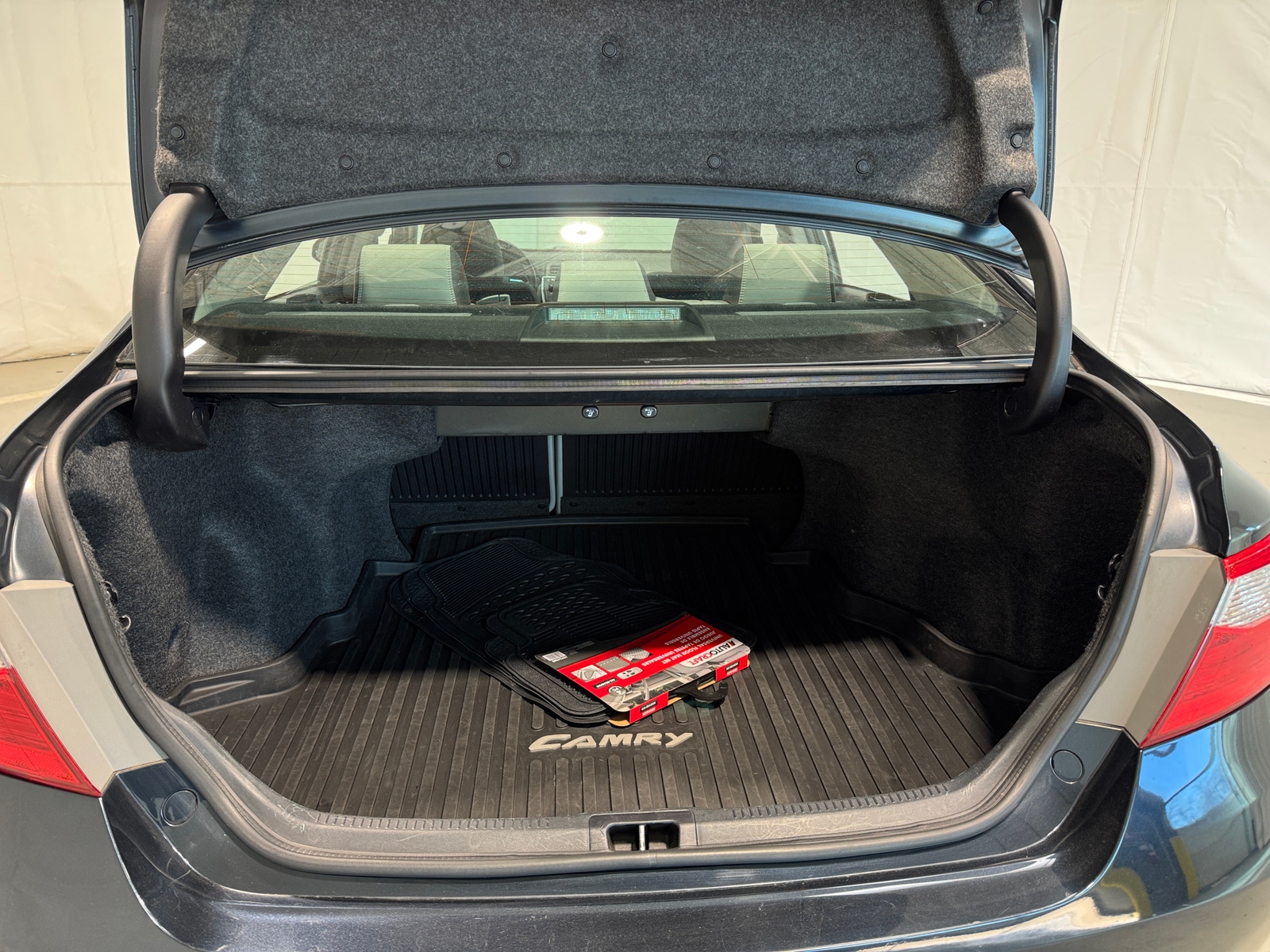 Thumbnail: 2016 Toyota Camry - 7