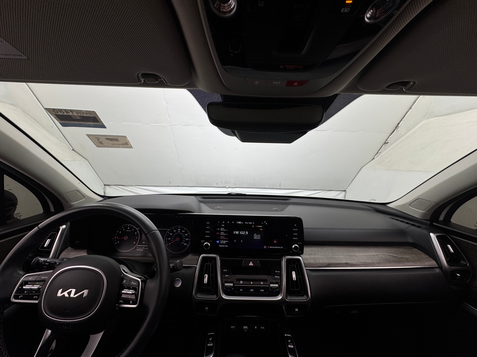 Thumbnail: 2023 Kia Sorento - 2