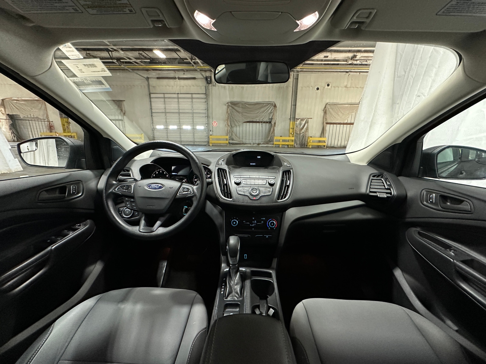 Thumbnail: 2019 Ford Escape - 3