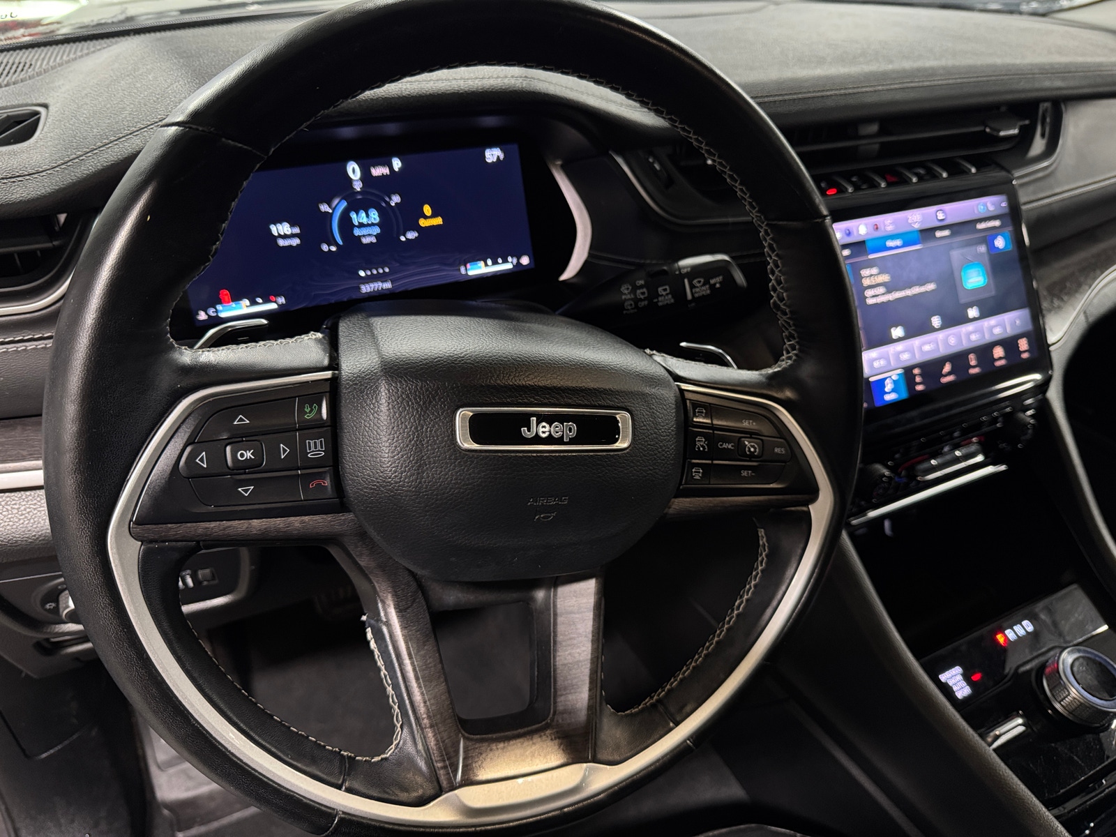 Thumbnail: 2022 Jeep Grand Cherokee L - 4