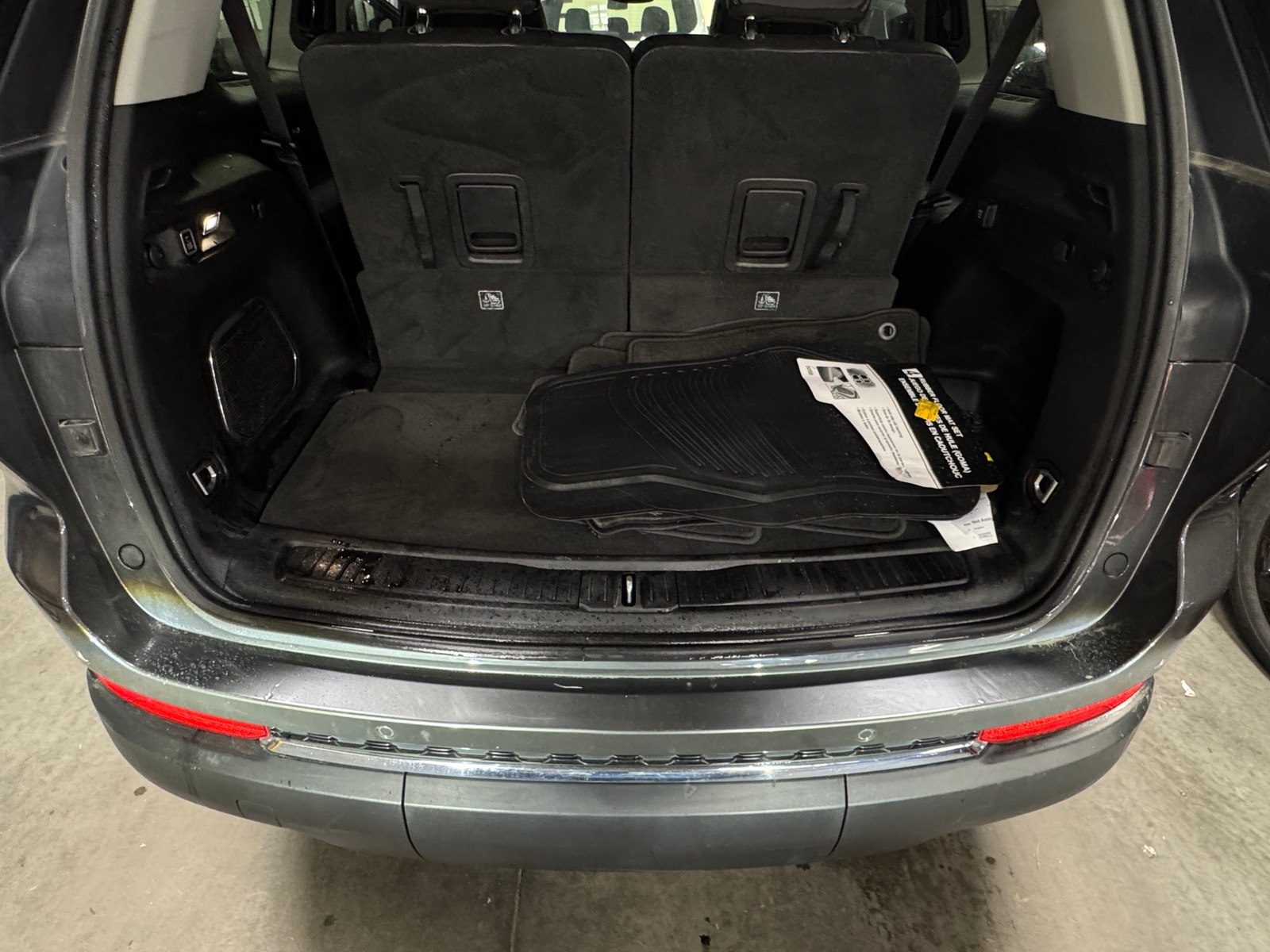 Thumbnail: 2022 Jeep Grand Cherokee L - 6