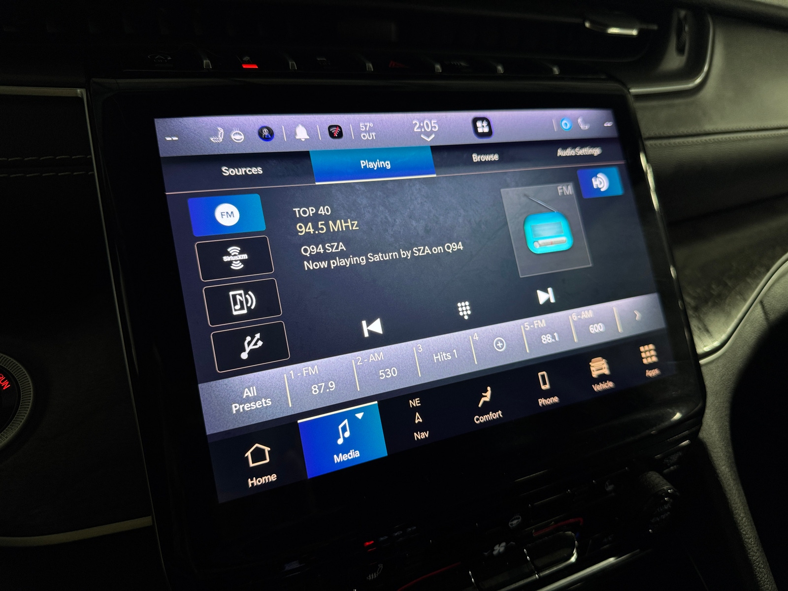 Thumbnail: 2022 Jeep Grand Cherokee L - 3