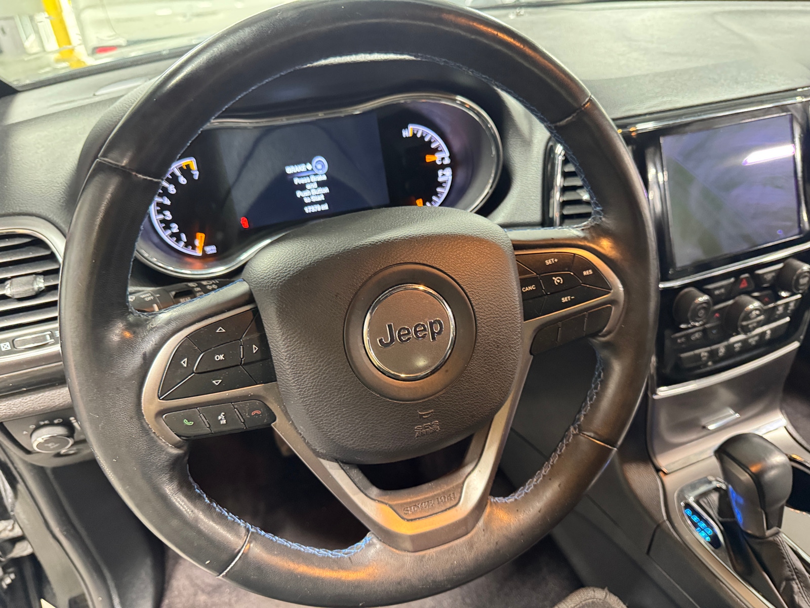 Thumbnail: 2019 Jeep Grand Cherokee - 5