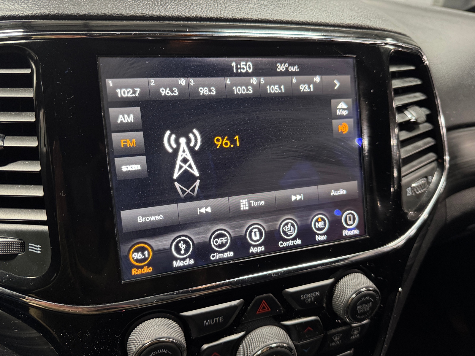 Thumbnail: 2019 Jeep Grand Cherokee - 4