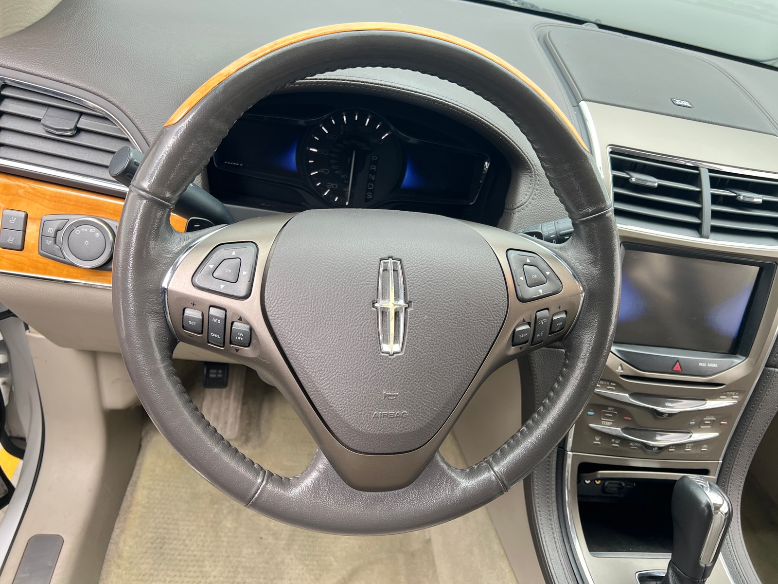 Thumbnail: 2013 Lincoln MKX - 4