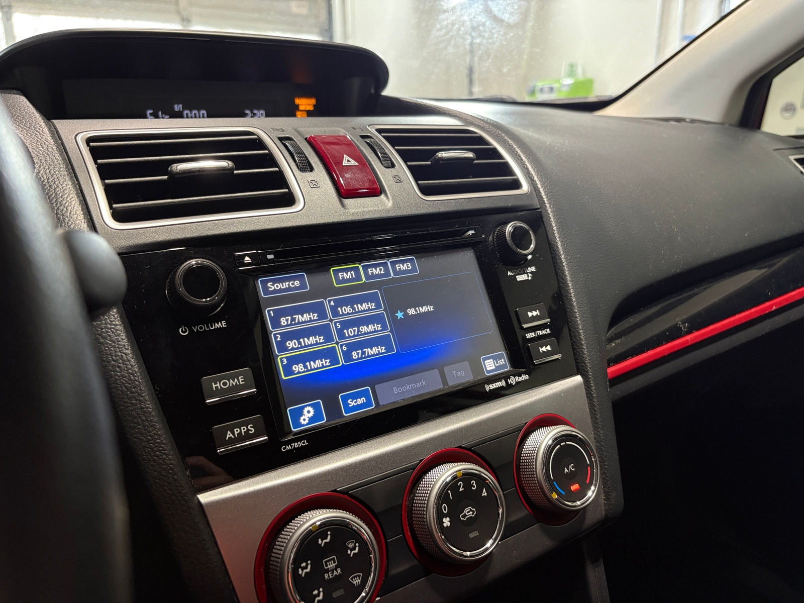 Thumbnail: 2017 Subaru Crosstrek - 4