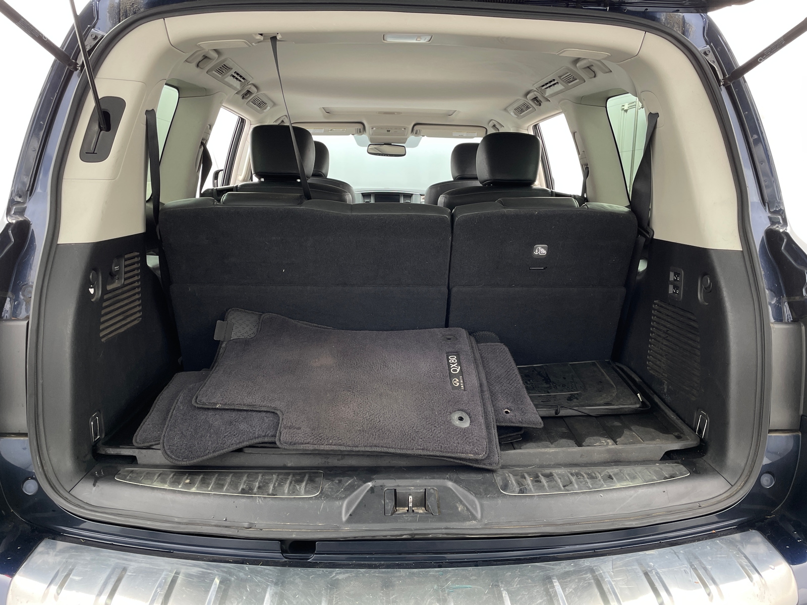 Thumbnail: 2019 INFINITI QX80 - 6